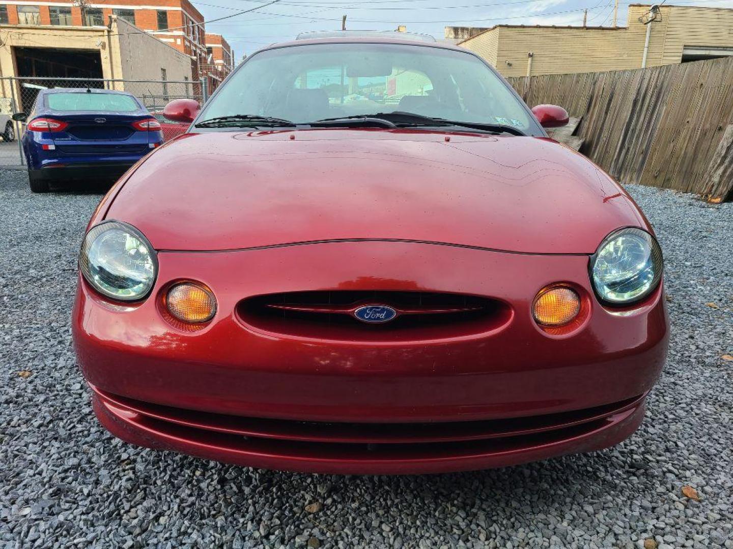 1996 RED FORD TAURUS SHO (1FALP54N4TA) with an 3.4L engine, Automatic transmission, located at 117 North Cameron Street, Harrisburg, PA, 17101, (717) 963-8962, 40.267021, -76.875351 - WE FINANCE!!! Good Credit/ Bad Credit/ No Credit - ALL Trade-Ins Welcomed!!! ***Guaranteed Credit Approval*** APPLY ONLINE or CALL us TODAY ;) Internet Prices and Marketplace Prices are SPECIAL discounted ***CASH DEALS*** Retail Prices are higher. Please call us to discuss your cash and finan - Photo#9