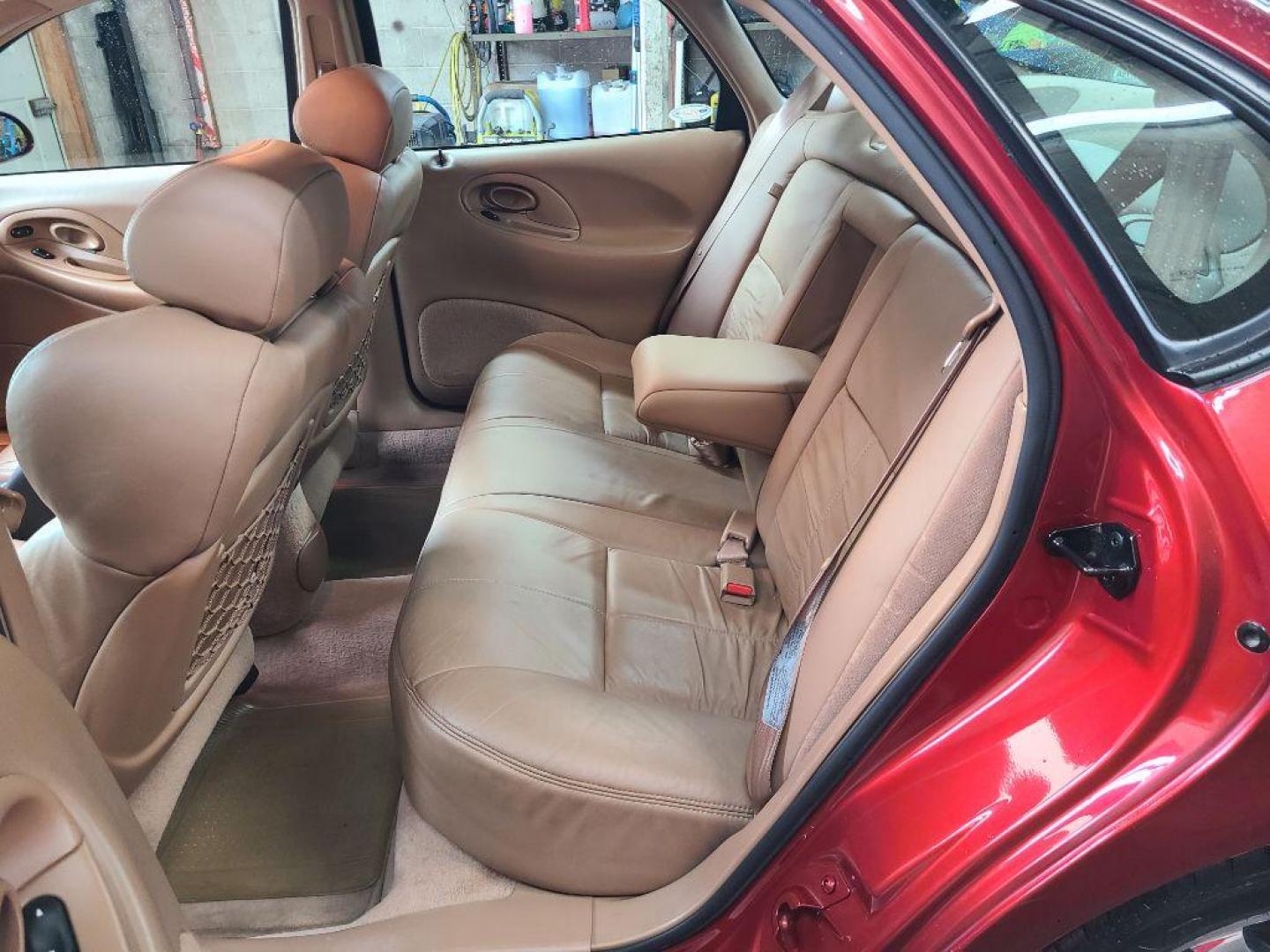 1996 RED FORD TAURUS SHO (1FALP54N4TA) with an 3.4L engine, Automatic transmission, located at 117 North Cameron Street, Harrisburg, PA, 17101, (717) 963-8962, 40.267021, -76.875351 - WE FINANCE!!! Good Credit/ Bad Credit/ No Credit - ALL Trade-Ins Welcomed!!! ***Guaranteed Credit Approval*** APPLY ONLINE or CALL us TODAY ;) Internet Prices and Marketplace Prices are SPECIAL discounted ***CASH DEALS*** Retail Prices are higher. Please call us to discuss your cash and finan - Photo#21