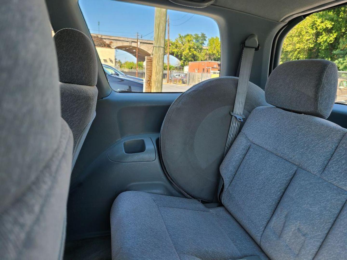 1997 WHITE HONDA ODYSSEY EX (JHMRA1879VC) with an 2.2L engine, Automatic transmission, located at 117 North Cameron Street, Harrisburg, PA, 17101, (717) 963-8962, 40.267021, -76.875351 - WE FINANCE!!! Good Credit/ Bad Credit/ No Credit - ALL Trade-Ins Welcomed!!! ***Guaranteed Credit Approval*** APPLY ONLINE or CALL us TODAY ;) Internet Prices and Marketplace Prices are SPECIAL discounted ***CASH DEALS*** Retail Prices are higher. Please call us to discuss your cash and finan - Photo#12