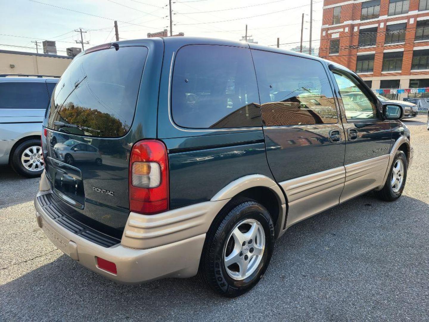1997 TEAL PONTIAC TRANS SPORT SE (1GMDU06E3VD) with an 3.4L engine, Automatic transmission, located at 117 North Cameron Street, Harrisburg, PA, 17101, (717) 963-8962, 40.267021, -76.875351 - WE FINANCE!!! Good Credit/ Bad Credit/ No Credit - ALL Trade-Ins Welcomed!!! ***Guaranteed Credit Approval*** APPLY ONLINE or CALL us TODAY ;) Internet Prices and Marketplace Prices are SPECIAL discounted ***CASH DEALS*** Retail Prices are higher. Please call us to discuss your cash and finan - Photo#4