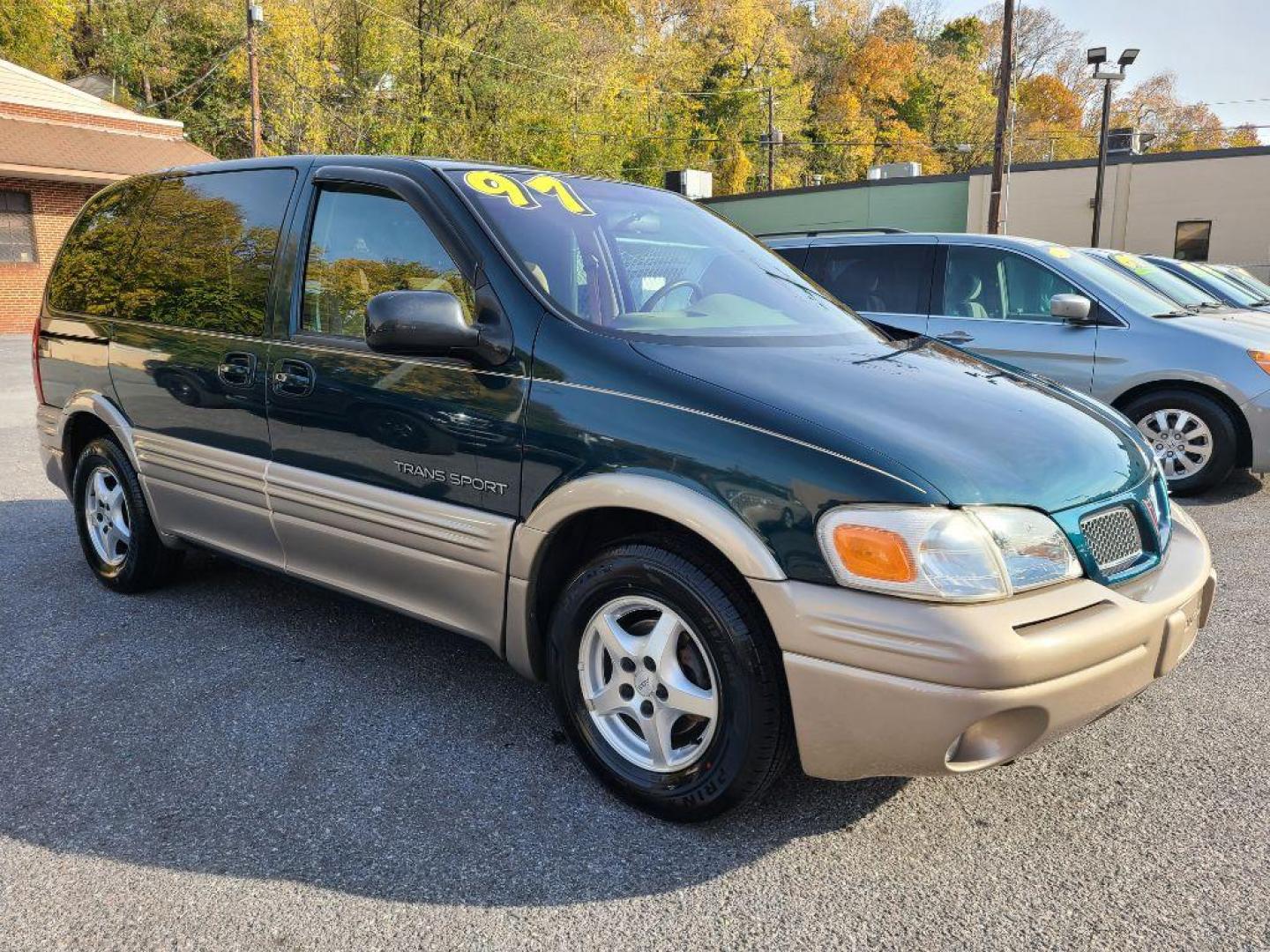 1997 TEAL PONTIAC TRANS SPORT SE (1GMDU06E3VD) with an 3.4L engine, Automatic transmission, located at 117 North Cameron Street, Harrisburg, PA, 17101, (717) 963-8962, 40.267021, -76.875351 - WE FINANCE!!! Good Credit/ Bad Credit/ No Credit - ALL Trade-Ins Welcomed!!! ***Guaranteed Credit Approval*** APPLY ONLINE or CALL us TODAY ;) Internet Prices and Marketplace Prices are SPECIAL discounted ***CASH DEALS*** Retail Prices are higher. Please call us to discuss your cash and finan - Photo#6