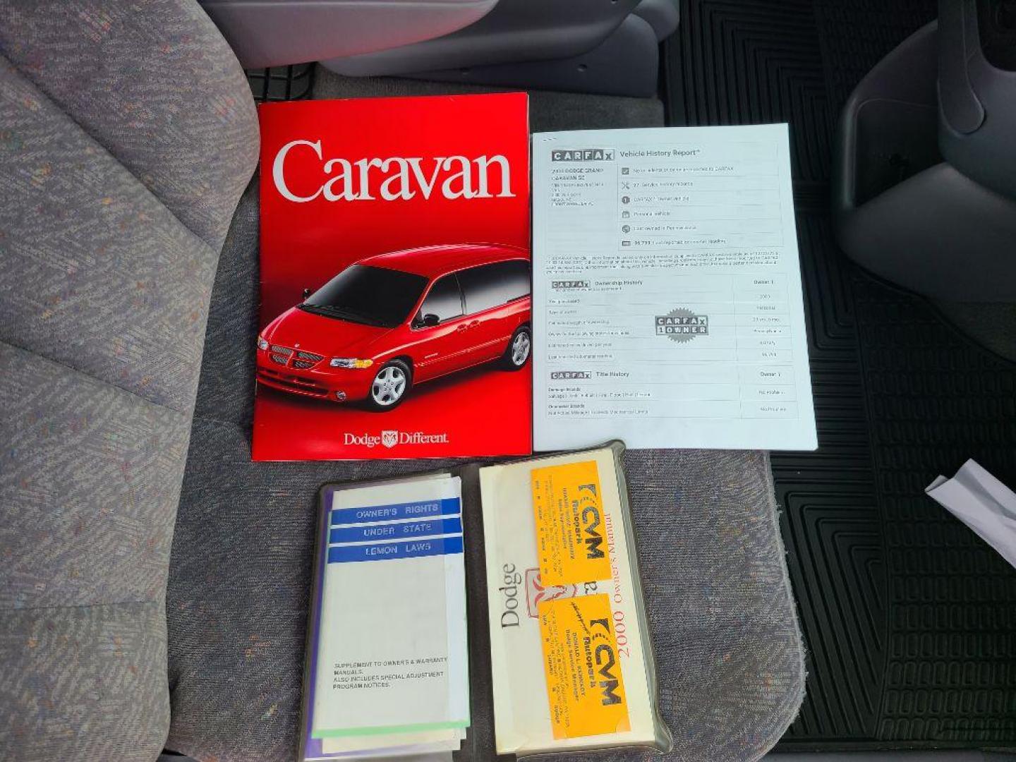 2000 SILVER DODGE GRAND CARAVAN Sport (1B4GP44G2YB) with an 3.3L engine, Automatic transmission, located at 117 North Cameron Street, Harrisburg, PA, 17101, (717) 963-8962, 40.267021, -76.875351 - WE FINANCE!!! Good Credit/ Bad Credit/ No Credit - ALL Trade-Ins Welcomed!!! ***Guaranteed Credit Approval*** APPLY ONLINE or CALL us TODAY ;) Internet Prices and Marketplace Prices are SPECIAL discounted ***CASH DEALS*** Retail Prices are higher. Please call us to discuss your cash and finan - Photo#7