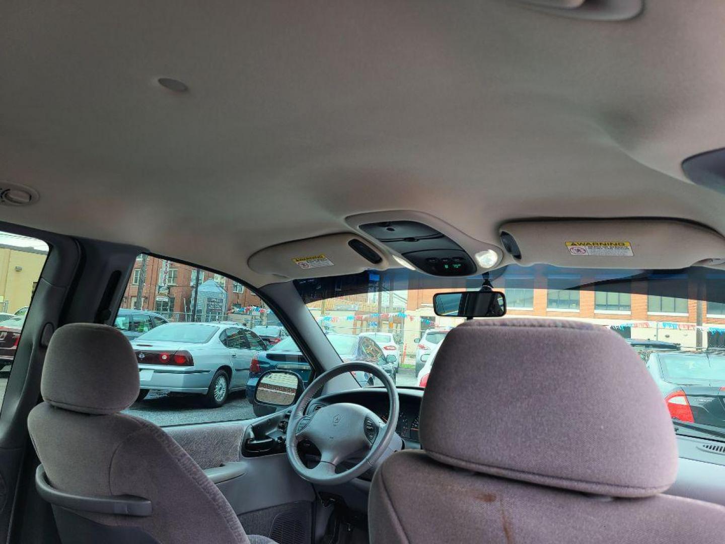 2000 SILVER DODGE GRAND CARAVAN Sport (1B4GP44G2YB) with an 3.3L engine, Automatic transmission, located at 117 North Cameron Street, Harrisburg, PA, 17101, (717) 963-8962, 40.267021, -76.875351 - WE FINANCE!!! Good Credit/ Bad Credit/ No Credit - ALL Trade-Ins Welcomed!!! ***Guaranteed Credit Approval*** APPLY ONLINE or CALL us TODAY ;) Internet Prices and Marketplace Prices are SPECIAL discounted ***CASH DEALS*** Retail Prices are higher. Please call us to discuss your cash and finan - Photo#8