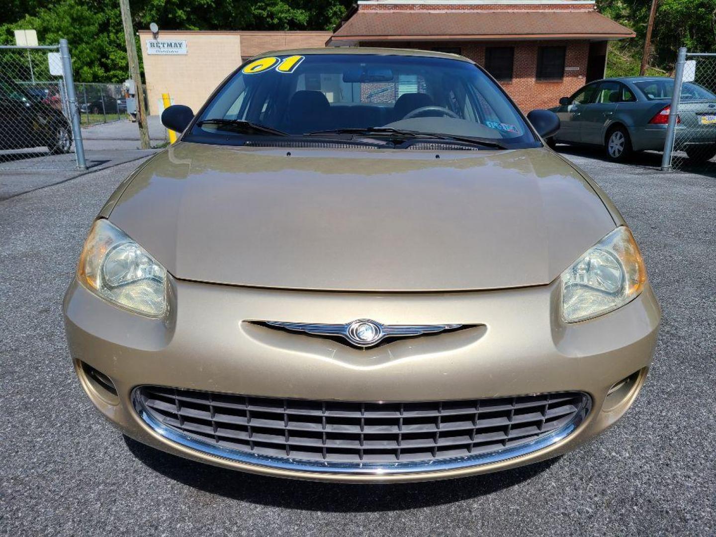 2001 TAN CHRYSLER SEBRING LX (1C3EL46X01N) with an 2.4L engine, Automatic transmission, located at 117 North Cameron Street, Harrisburg, PA, 17101, (717) 963-8962, 40.267021, -76.875351 - WE FINANCE!!! Good Credit/ Bad Credit/ No Credit - ALL Trade-Ins Welcomed!!! ***Guaranteed Credit Approval*** APPLY ONLINE or CALL us TODAY ;) Internet Prices and Marketplace Prices are SPECIAL discounted ***CASH DEALS*** Retail Prices are higher. Please call us to discuss your cash and finan - Photo#7
