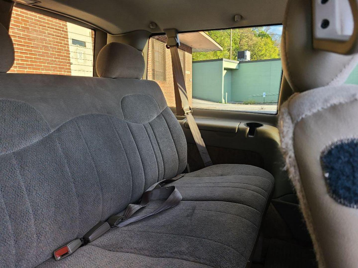2001 BLUE GMC SAFARI XT (1GKDM19W11B) with an 4.3L engine, Automatic transmission, located at 117 North Cameron Street, Harrisburg, PA, 17101, (717) 963-8962, 40.267021, -76.875351 - WE FINANCE!!! Good Credit/ Bad Credit/ No Credit - ALL Trade-Ins Welcomed!!! ***Guaranteed Credit Approval*** APPLY ONLINE or CALL us TODAY ;) Please call us to discuss your cash and financing options. - Photo#11