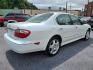 2001 WHITE INFINITI I30 SEDAN (JNKCA31AX1T) with an 3.0L engine, Automatic transmission, located at 117 North Cameron Street, Harrisburg, PA, 17101, (717) 963-8962, 40.267021, -76.875351 - WE FINANCE!!! Good Credit/ Bad Credit/ No Credit - ALL Trade-Ins Welcomed!!! ***Guaranteed Credit Approval*** APPLY ONLINE or CALL us TODAY ;) Internet Prices and Marketplace Prices are SPECIAL discounted ***CASH DEALS*** Retail Prices are higher. Please call us to discuss your cash and finan - Photo#4
