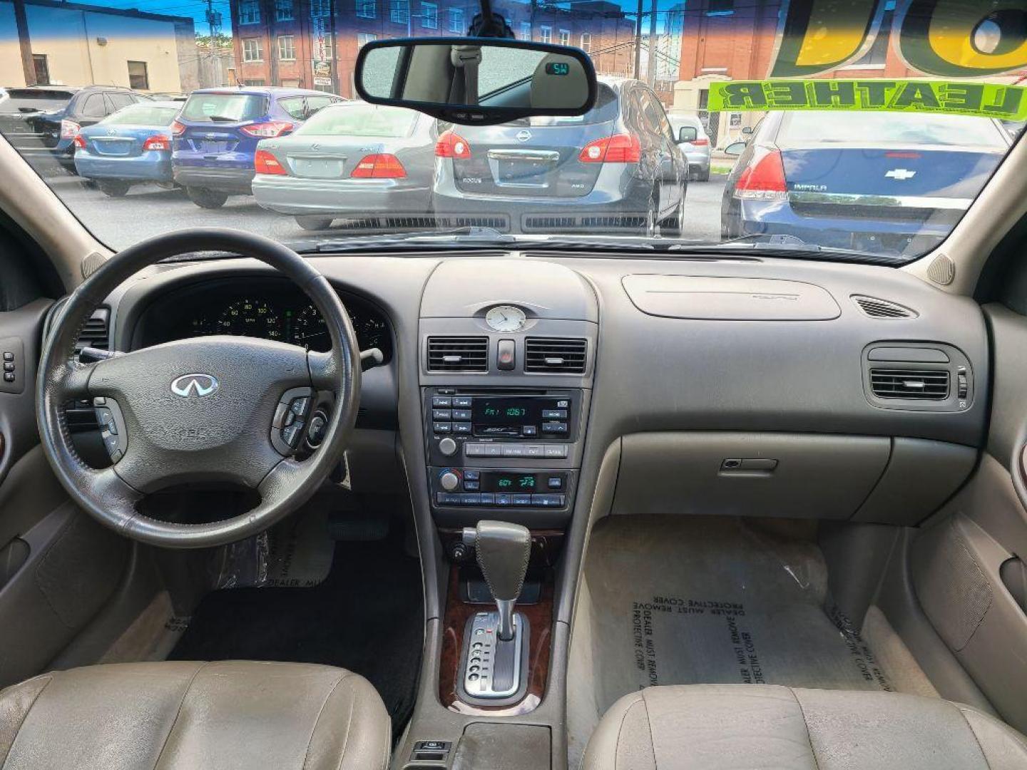2001 WHITE INFINITI I30 SEDAN (JNKCA31AX1T) with an 3.0L engine, Automatic transmission, located at 117 North Cameron Street, Harrisburg, PA, 17101, (717) 963-8962, 40.267021, -76.875351 - WE FINANCE!!! Good Credit/ Bad Credit/ No Credit - ALL Trade-Ins Welcomed!!! ***Guaranteed Credit Approval*** APPLY ONLINE or CALL us TODAY ;) Internet Prices and Marketplace Prices are SPECIAL discounted ***CASH DEALS*** Retail Prices are higher. Please call us to discuss your cash and finan - Photo#9