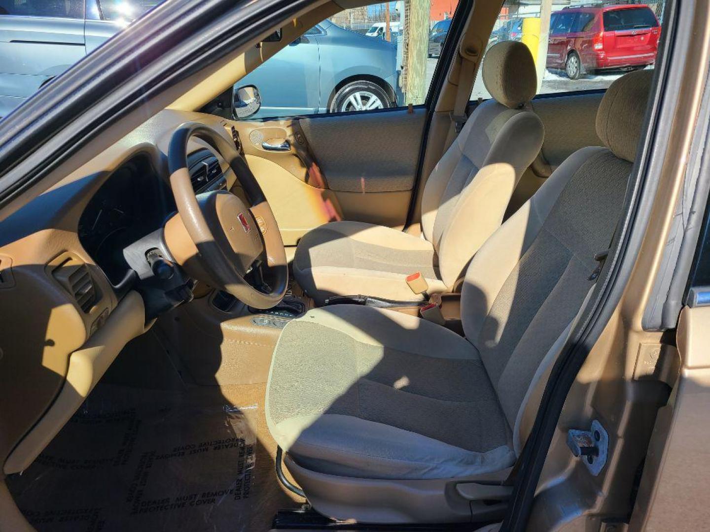 2002 GOLD SATURN L100 SEDAN (1G8JS54F72Y) with an 2.2L engine, Automatic transmission, located at 117 North Cameron Street, Harrisburg, PA, 17101, (717) 963-8962, 40.267021, -76.875351 - Photo#12