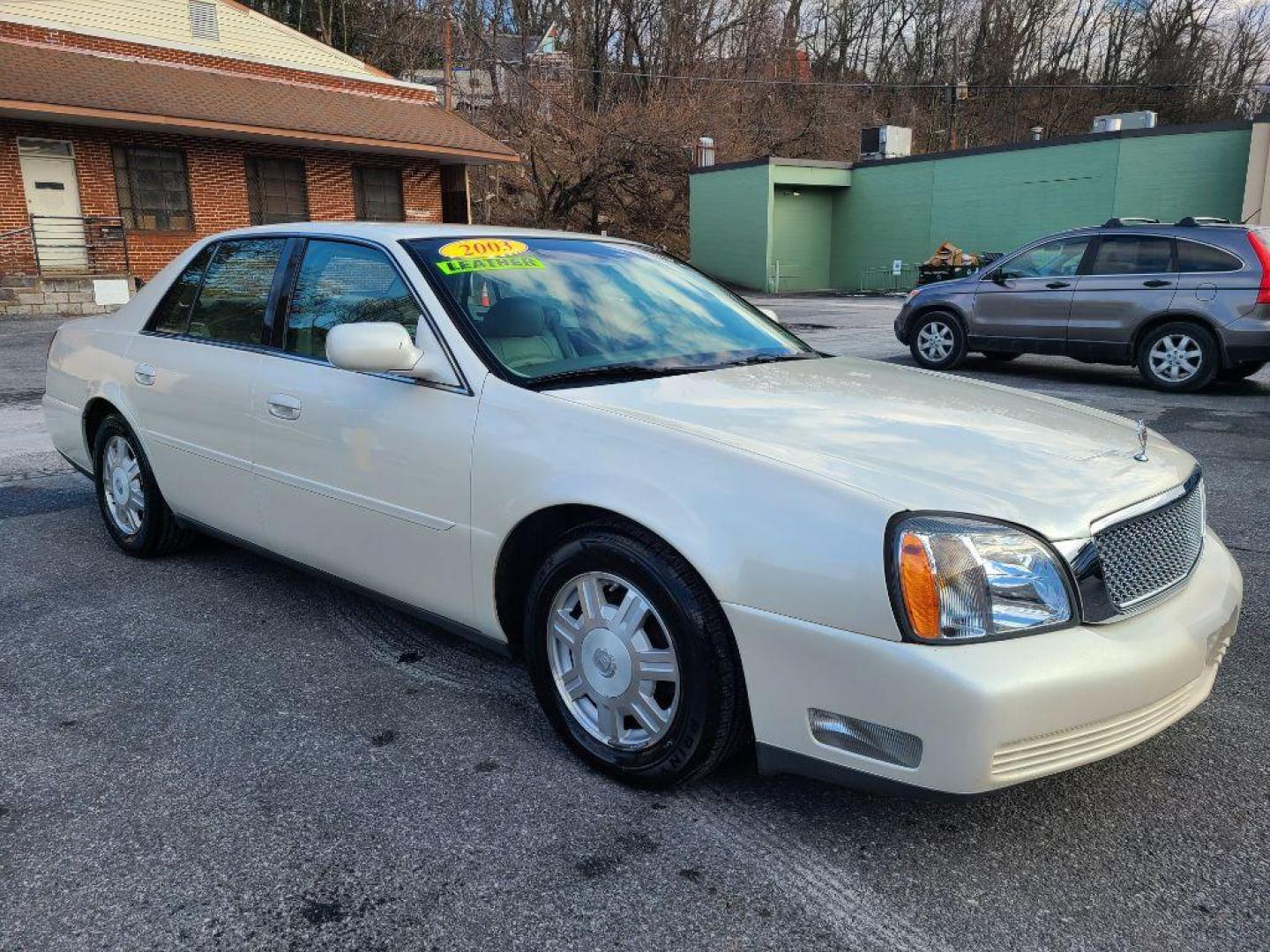 2003 WHITE CADILLAC DEVILLE SEDAN (1G6KD54Y63U) with an 4.6L engine, Automatic transmission, located at 117 North Cameron Street, Harrisburg, PA, 17101, (717) 963-8962, 40.267021, -76.875351 - WE FINANCE!!! Good Credit/ Bad Credit/ No Credit - ALL Trade-Ins Welcomed!!! ***Guaranteed Credit Approval*** APPLY ONLINE or CALL us TODAY ;) Internet Prices and Marketplace Prices are SPECIAL discounted ***CASH DEALS*** Retail Prices are higher. Please call us to discuss your cash and finan - Photo#6