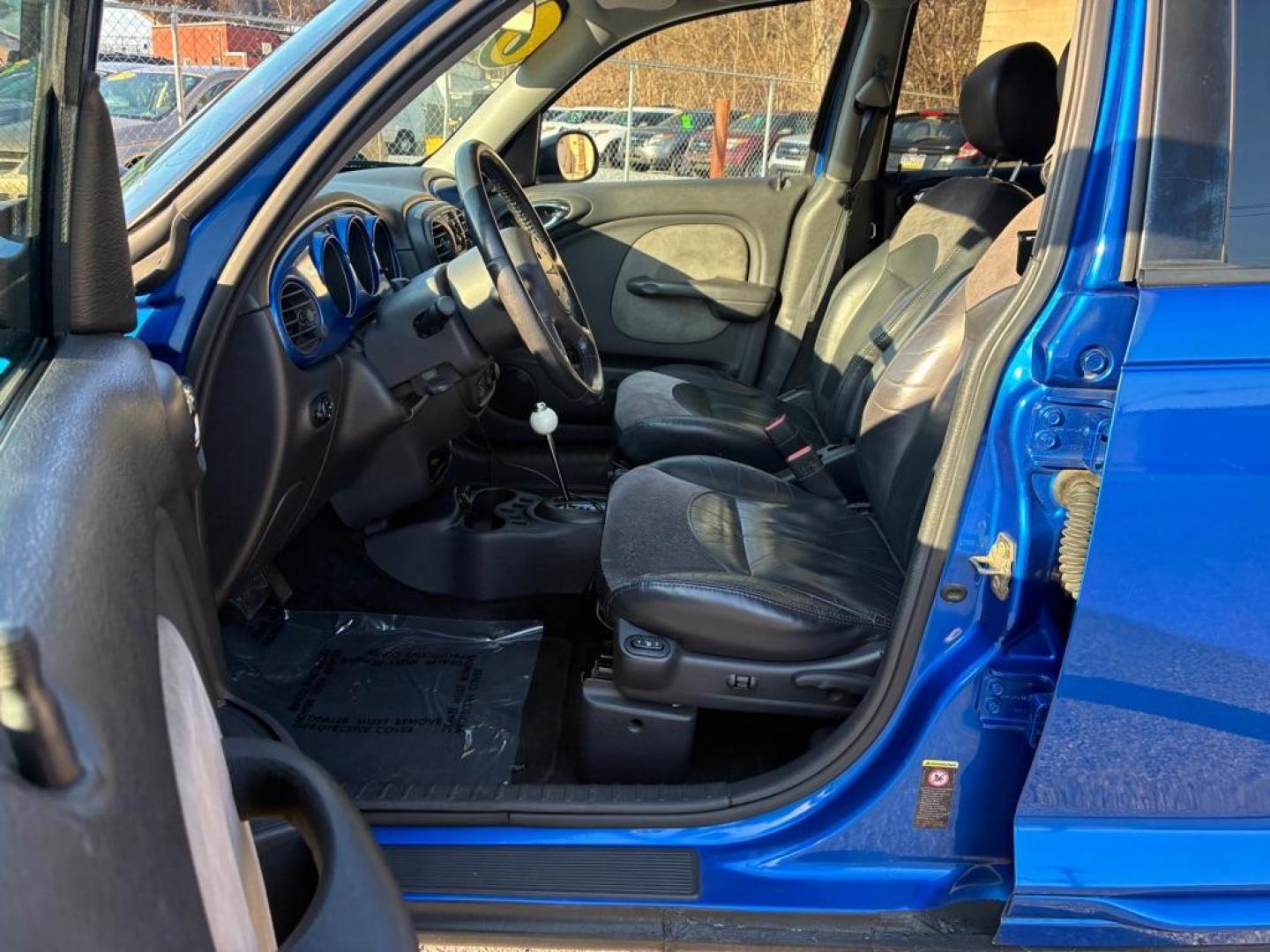 2003 BLUE CHRYSLER PT CRUISER LIMITED (3C8FY68B83T) with an 2.4L engine, Automatic transmission, located at 117 North Cameron Street, Harrisburg, PA, 17101, (717) 963-8962, 40.267021, -76.875351 - Photo#13