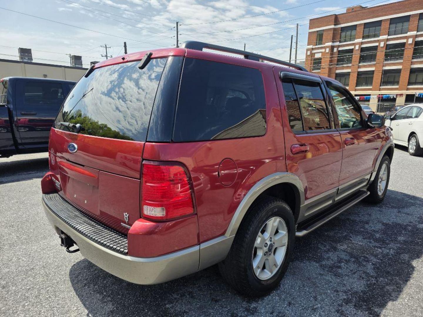 2003 RED FORD EXPLORER EDDIE BAUER (1FMZU74W73U) with an 4.6L engine, Automatic transmission, located at 117 North Cameron Street, Harrisburg, PA, 17101, (717) 963-8962, 40.267021, -76.875351 - Photo#4