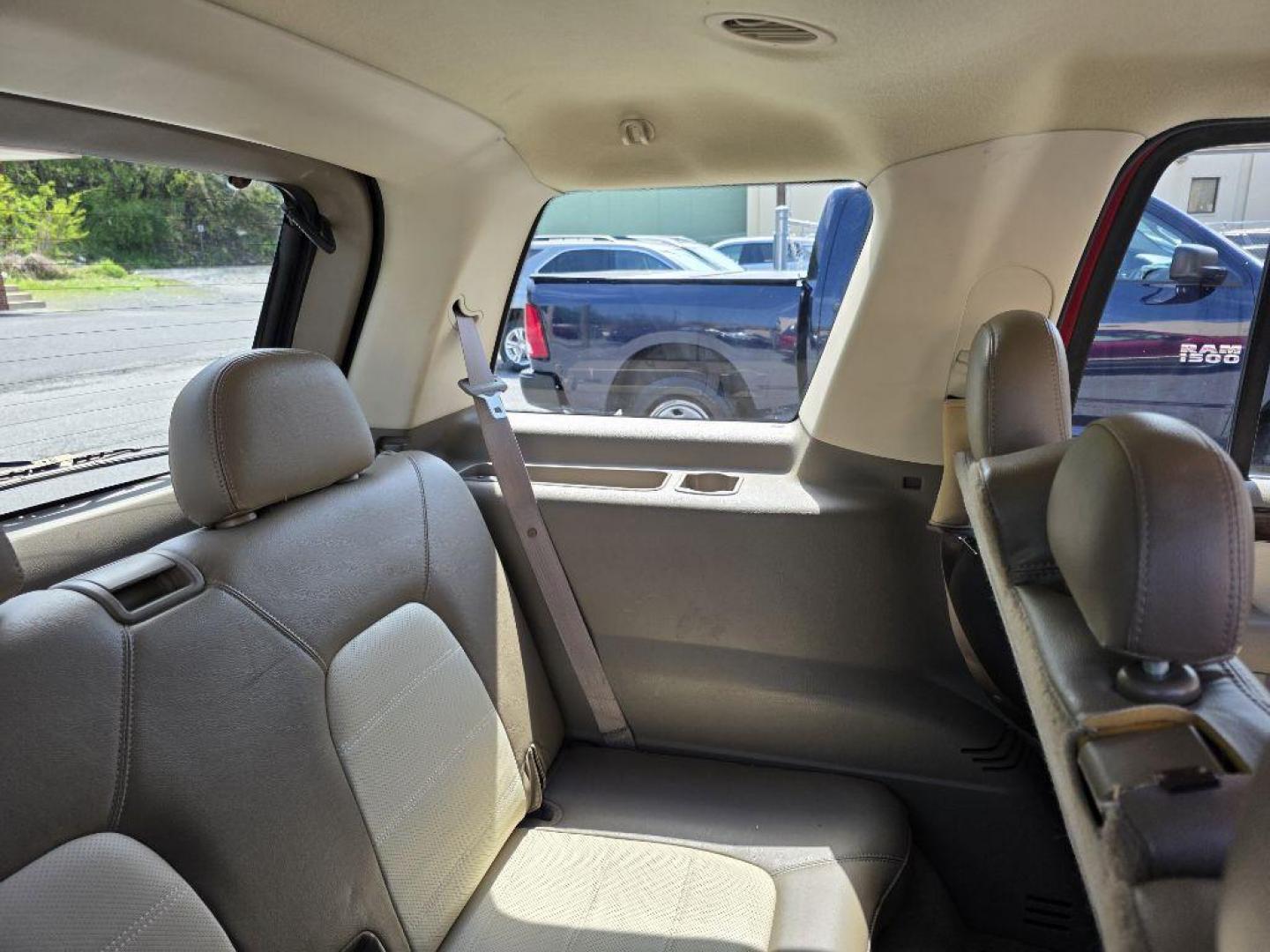 2003 RED FORD EXPLORER EDDIE BAUER (1FMZU74W73U) with an 4.6L engine, Automatic transmission, located at 117 North Cameron Street, Harrisburg, PA, 17101, (717) 963-8962, 40.267021, -76.875351 - Photo#9