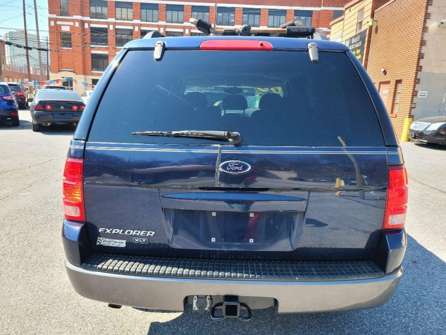 2003 BLUE FORD EXPLORER XLT (1FMZU73KX3U) with an 4.0L engine, Automatic transmission, located at 117 North Cameron Street, Harrisburg, PA, 17101, (717) 963-8962, 40.267021, -76.875351 - Photo#3