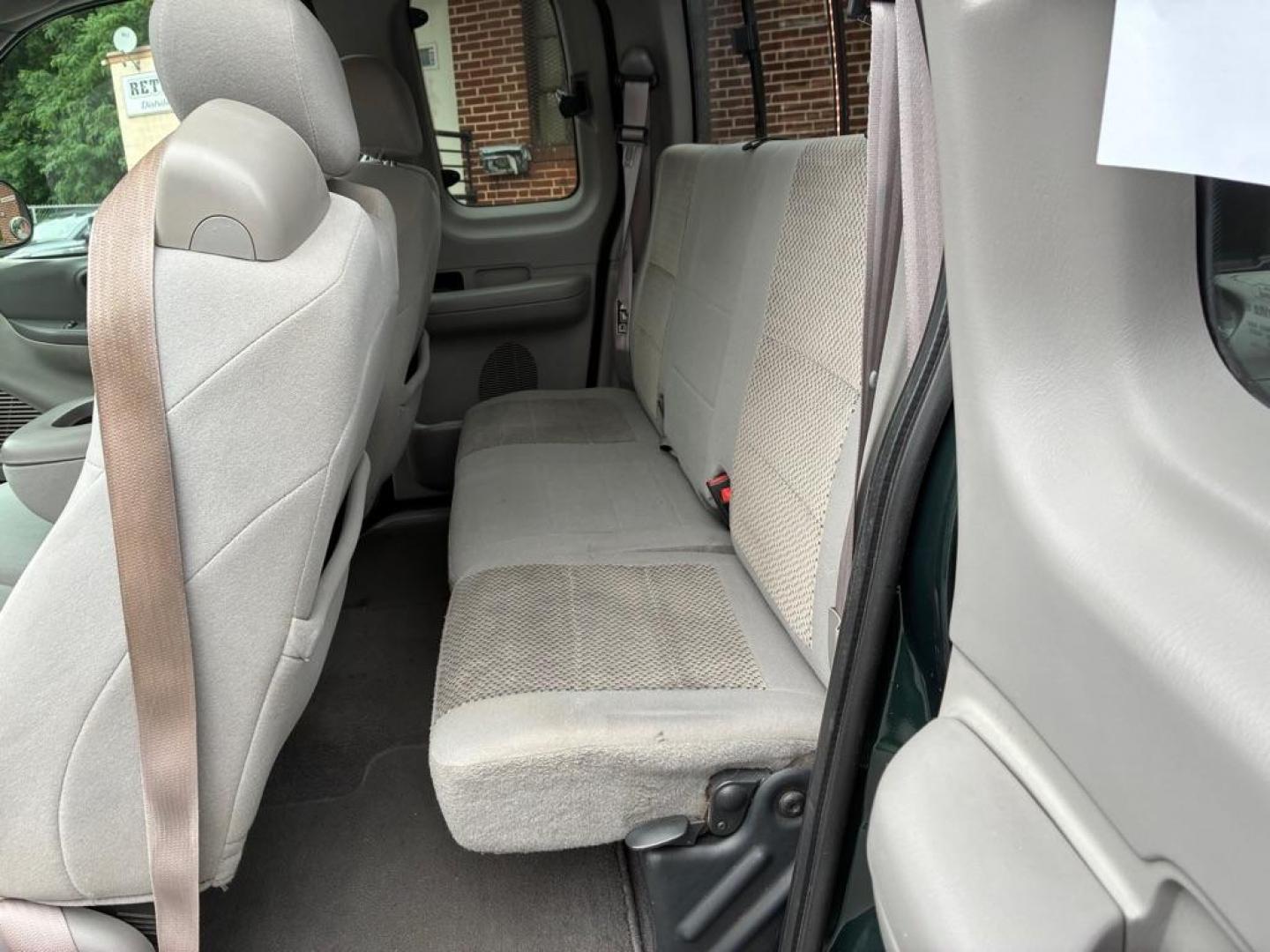 2003 GREEN FORD F150 (1FTRX17243N) with an 4.2L engine, Automatic transmission, located at 117 North Cameron Street, Harrisburg, PA, 17101, (717) 963-8962, 40.267021, -76.875351 - WE FINANCE!!! MOST vehicles are available for financing. Good Credit/ Challenged Credit/ No Credit - ALL Trade-Ins Welcomed!!! APPLY ONLINE or CALL us TODAY Please call us to discuss your cash and/or financing options. Thanks for checking our inventory! We're here to help.- Photo#11