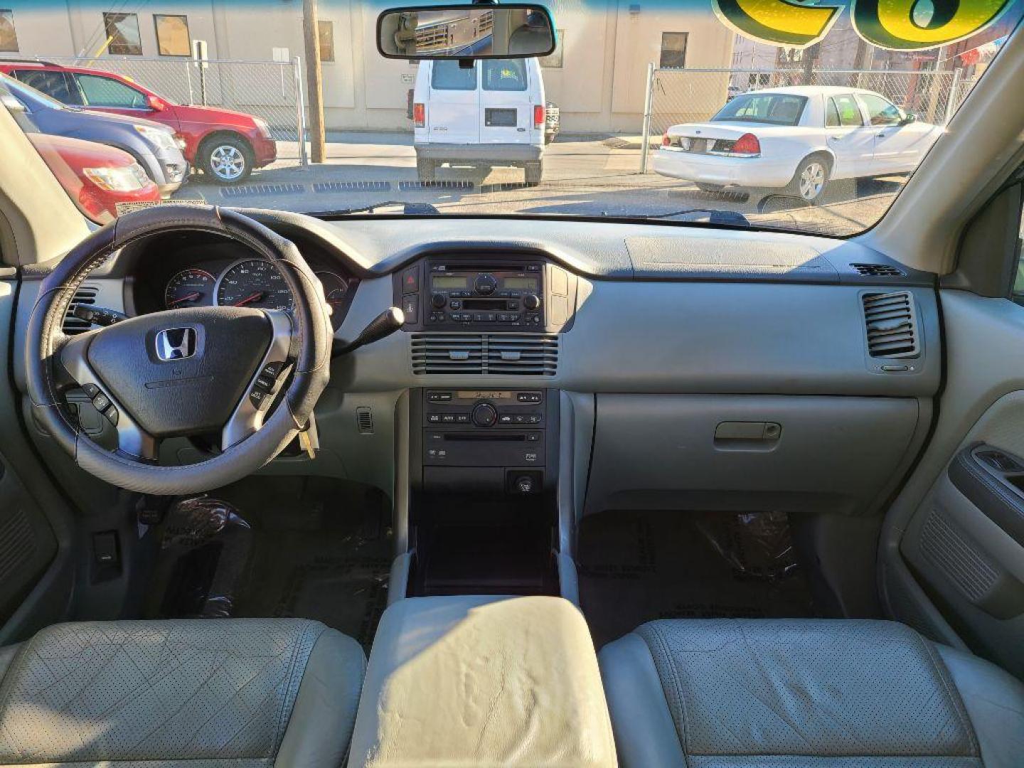 2003 SILVER HONDA PILOT EXL (2HKYF18673H) with an 3.5L engine, Automatic transmission, located at 117 North Cameron Street, Harrisburg, PA, 17101, (717) 963-8962, 40.267021, -76.875351 - WE FINANCE!!! Good Credit/ Bad Credit/ No Credit - ALL Trade-Ins Welcomed!!! ***Guaranteed Credit Approval*** APPLY ONLINE or CALL us TODAY ;) Internet Prices and Marketplace Prices are SPECIAL discounted ***CASH DEALS*** Retail Prices are higher. Please call us to discuss your cash and finan - Photo#11