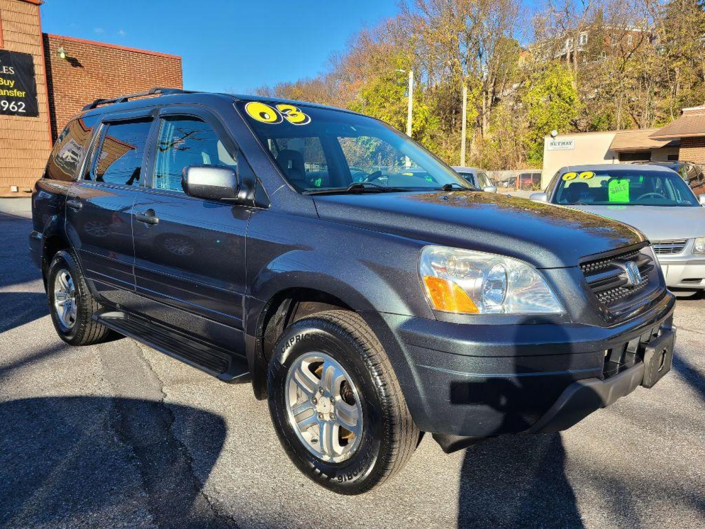 2003 SILVER HONDA PILOT EXL (2HKYF18673H) with an 3.5L engine, Automatic transmission, located at 117 North Cameron Street, Harrisburg, PA, 17101, (717) 963-8962, 40.267021, -76.875351 - WE FINANCE!!! Good Credit/ Bad Credit/ No Credit - ALL Trade-Ins Welcomed!!! ***Guaranteed Credit Approval*** APPLY ONLINE or CALL us TODAY ;) Internet Prices and Marketplace Prices are SPECIAL discounted ***CASH DEALS*** Retail Prices are higher. Please call us to discuss your cash and finan - Photo#7