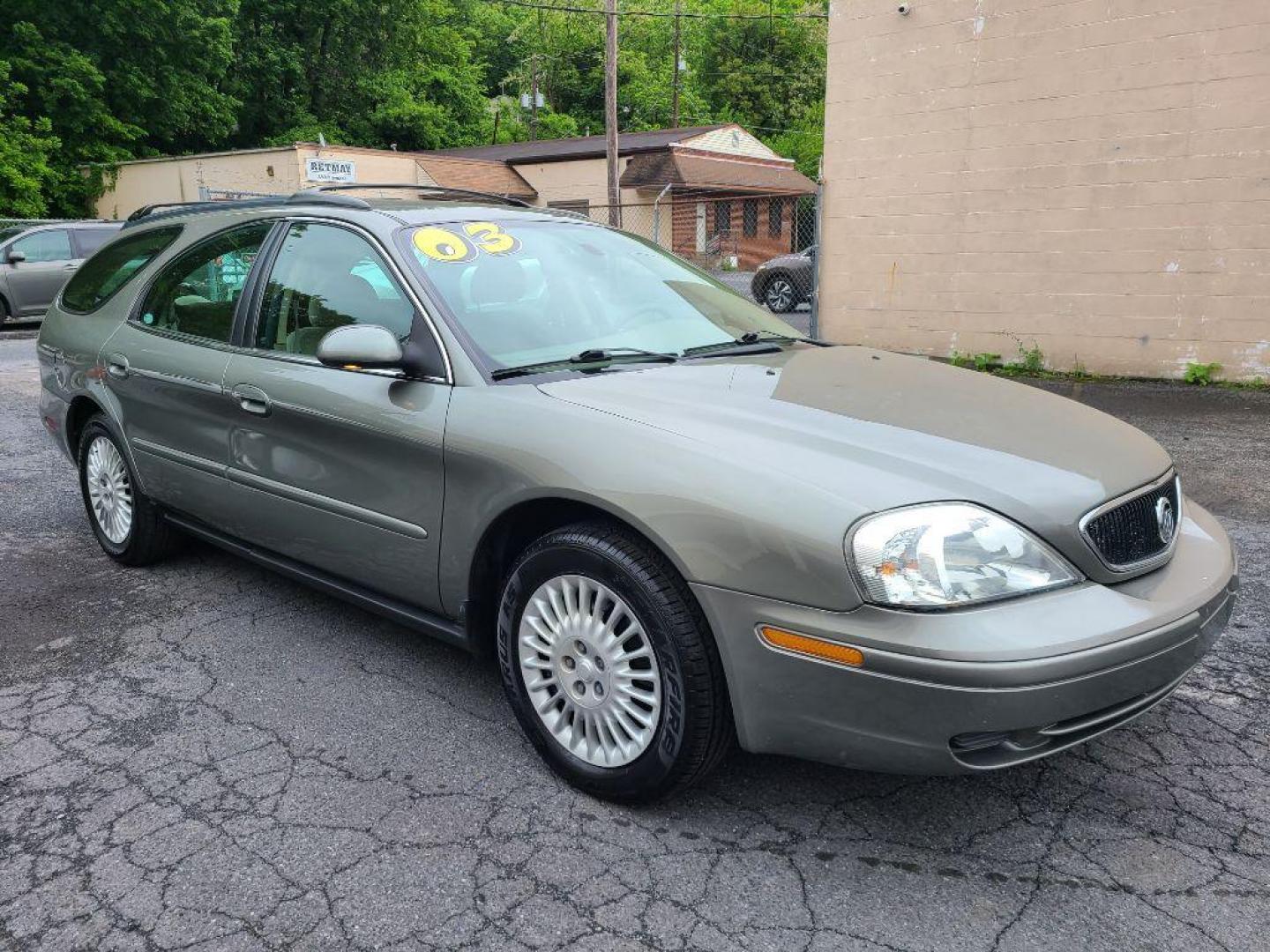 2003 GRAY MERCURY SABLE GS (1MEFM58U03A) with an 3.0L engine, Automatic transmission, located at 117 North Cameron Street, Harrisburg, PA, 17101, (717) 963-8962, 40.267021, -76.875351 - WE FINANCE!!! Good Credit/ Bad Credit/ No Credit - ALL Trade-Ins Welcomed!!! ***Guaranteed Credit Approval*** APPLY ONLINE or CALL us TODAY ;) Internet Prices and Marketplace Prices are SPECIAL discounted ***CASH DEALS*** Retail Prices are higher. Please call us to discuss your cash and finan - Photo#5