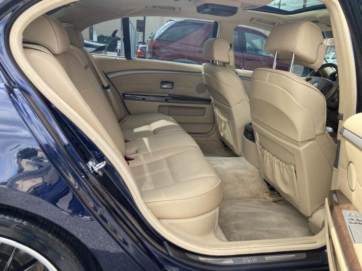 2004 BLACK BMW 745 LI (WBAGN63584D) with an 4.4L engine, Automatic transmission, located at 117 North Cameron Street, Harrisburg, PA, 17101, (717) 963-8962, 40.267021, -76.875351 - WE FINANCE!!! Good Credit/ Bad Credit/ No Credit - ALL Trade-Ins Welcomed!!! ***Guaranteed Credit Approval*** APPLY ONLINE or CALL us TODAY ;) Internet Prices and Marketplace Prices are SPECIAL discounted ***CASH DEALS*** Retail Prices are higher. Please call us to discuss your cash and finan - Photo#8