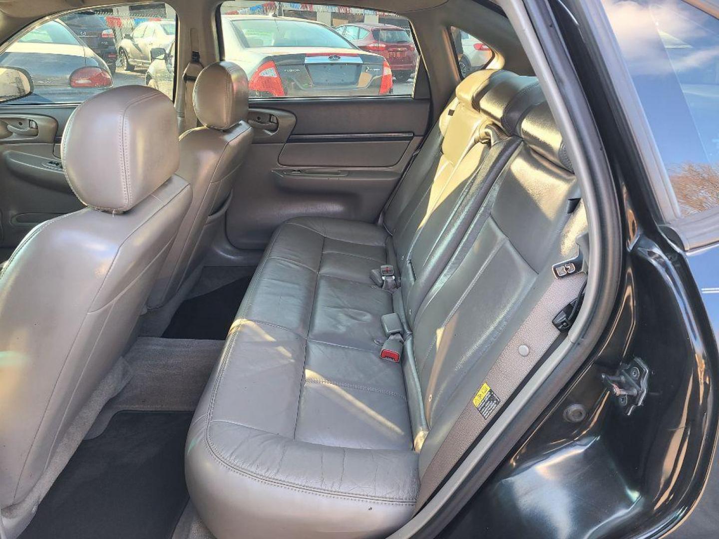 2004 BLACK CHEVROLET IMPALA SS (2G1WP521949) with an 3.8L engine, Automatic transmission, located at 117 North Cameron Street, Harrisburg, PA, 17101, (717) 963-8962, 40.267021, -76.875351 - WE FINANCE!!! Good Credit/ Bad Credit/ No Credit - ALL Trade-Ins Welcomed!!! ***Guaranteed Credit Approval*** APPLY ONLINE or CALL us TODAY ;) Internet Prices and Marketplace Prices are SPECIAL discounted ***CASH DEALS*** Retail Prices are higher. Please call us to discuss your cash and finan - Photo#13