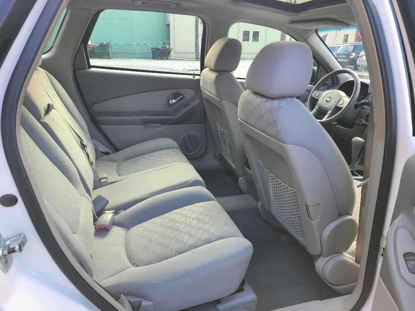 2004 WHITE CHEVROLET MALIBU MAXX LS (1G1ZT64864F) with an 3.5L engine, Automatic transmission, located at 117 North Cameron Street, Harrisburg, PA, 17101, (717) 963-8962, 40.267021, -76.875351 - WE FINANCE!!! Good Credit/ Bad Credit/ No Credit - ALL Trade-Ins Welcomed!!! ***Guaranteed Credit Approval*** APPLY ONLINE or CALL us TODAY ;) Internet Prices and Marketplace Prices are SPECIAL discounted ***CASH DEALS*** Retail Prices are higher. Please call us to discuss your cash and finan - Photo#12