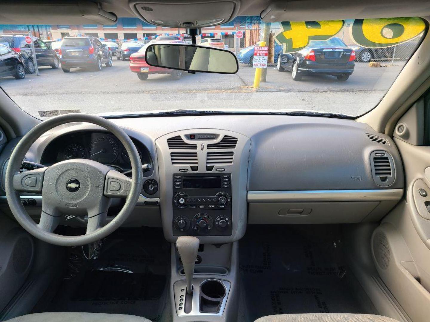 2004 WHITE CHEVROLET MALIBU MAXX LS (1G1ZT64864F) with an 3.5L engine, Automatic transmission, located at 117 North Cameron Street, Harrisburg, PA, 17101, (717) 963-8962, 40.267021, -76.875351 - WE FINANCE!!! Good Credit/ Bad Credit/ No Credit - ALL Trade-Ins Welcomed!!! ***Guaranteed Credit Approval*** APPLY ONLINE or CALL us TODAY ;) Internet Prices and Marketplace Prices are SPECIAL discounted ***CASH DEALS*** Retail Prices are higher. Please call us to discuss your cash and finan - Photo#8