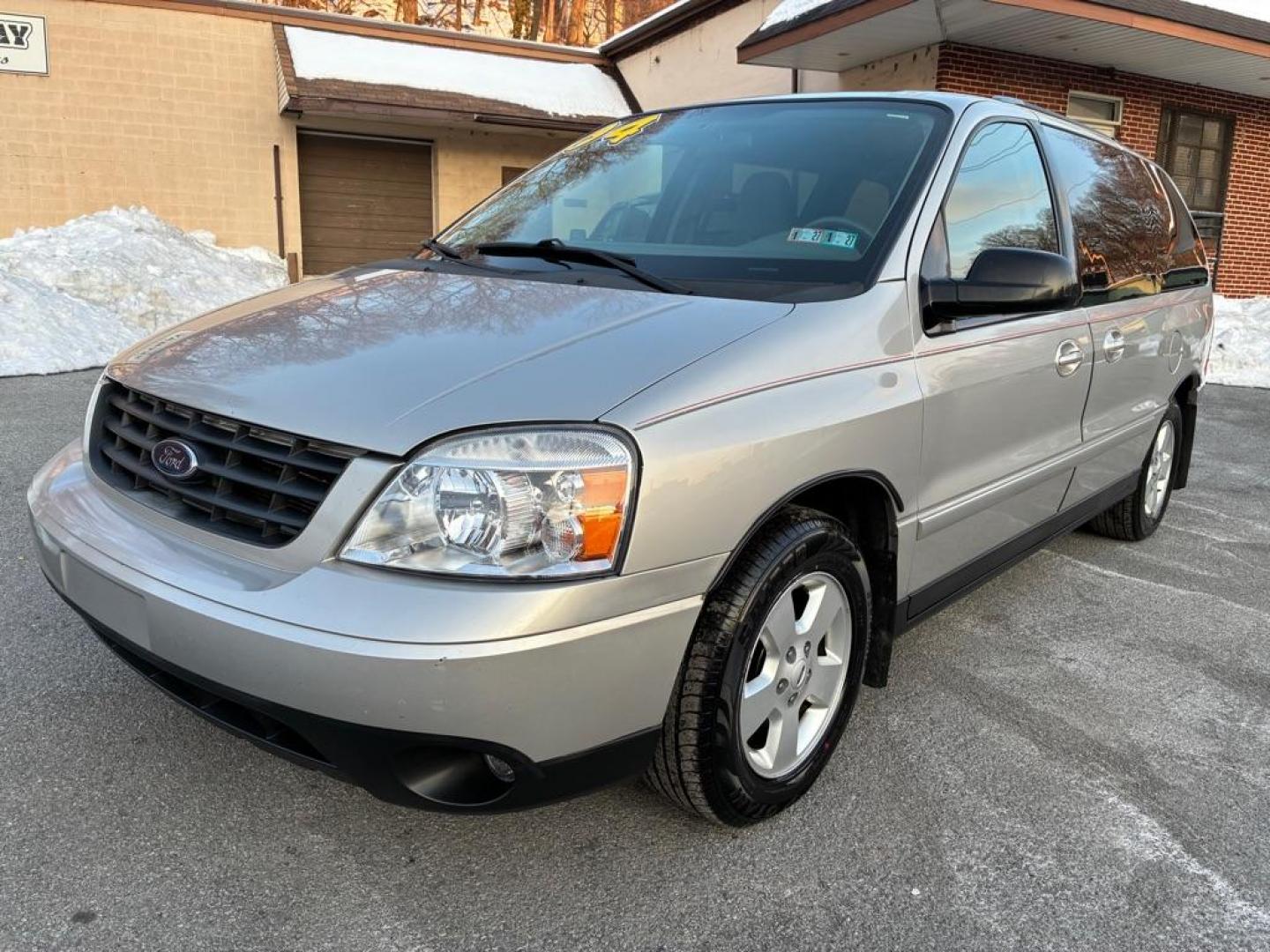 2004 SILVER FORD FREESTAR SES (2FMZA57614B) with an 3.9L engine, Automatic transmission, located at 117 North Cameron Street, Harrisburg, PA, 17101, (717) 963-8962, 40.267021, -76.875351 - WE FINANCE!!! Good Credit/ Challenged Credit/ No Credit - ALL Trade-Ins Welcomed!!! APPLY ONLINE or CALL us TODAY ;) Please call us to discuss your cash and/or financing options. - Photo#0