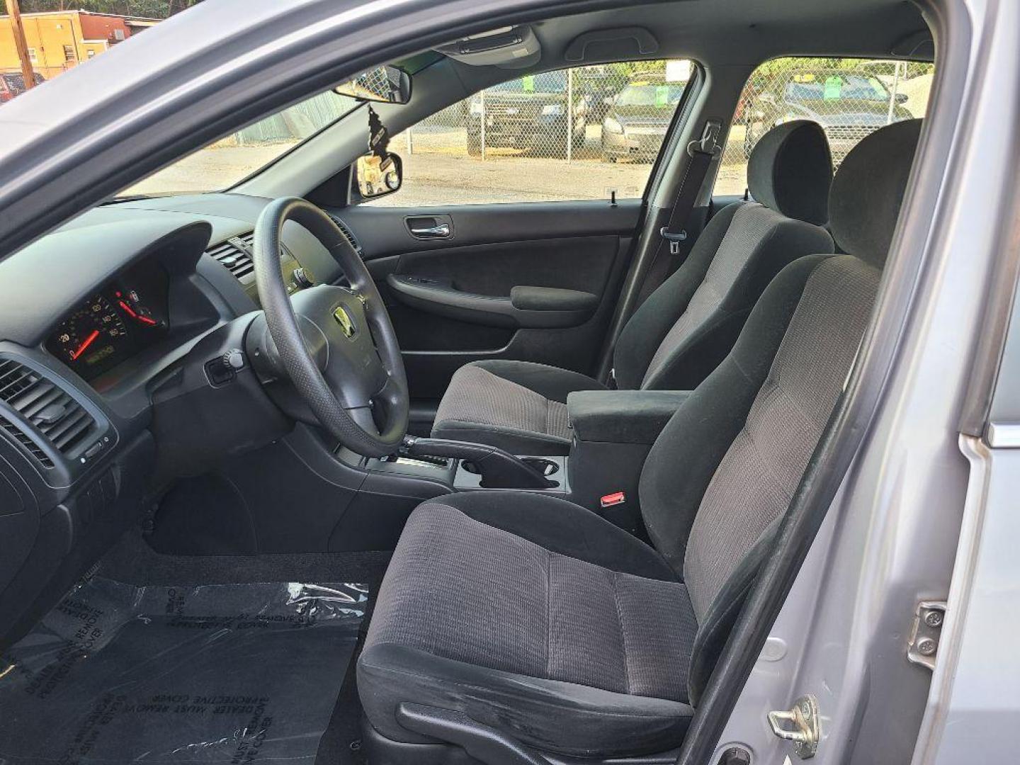 2004 SILVER HONDA ACCORD LX (1HGCM56304A) with an 2.4L engine, Automatic transmission, located at 117 North Cameron Street, Harrisburg, PA, 17101, (717) 963-8962, 40.267021, -76.875351 - WE FINANCE!!! Good Credit/ Bad Credit/ No Credit - ALL Trade-Ins Welcomed!!! ***Guaranteed Credit Approval*** APPLY ONLINE or CALL us TODAY ;) Internet Prices and Marketplace Prices are SPECIAL discounted ***CASH DEALS*** Retail Prices are higher. Please call us to discuss your cash and finan - Photo#12