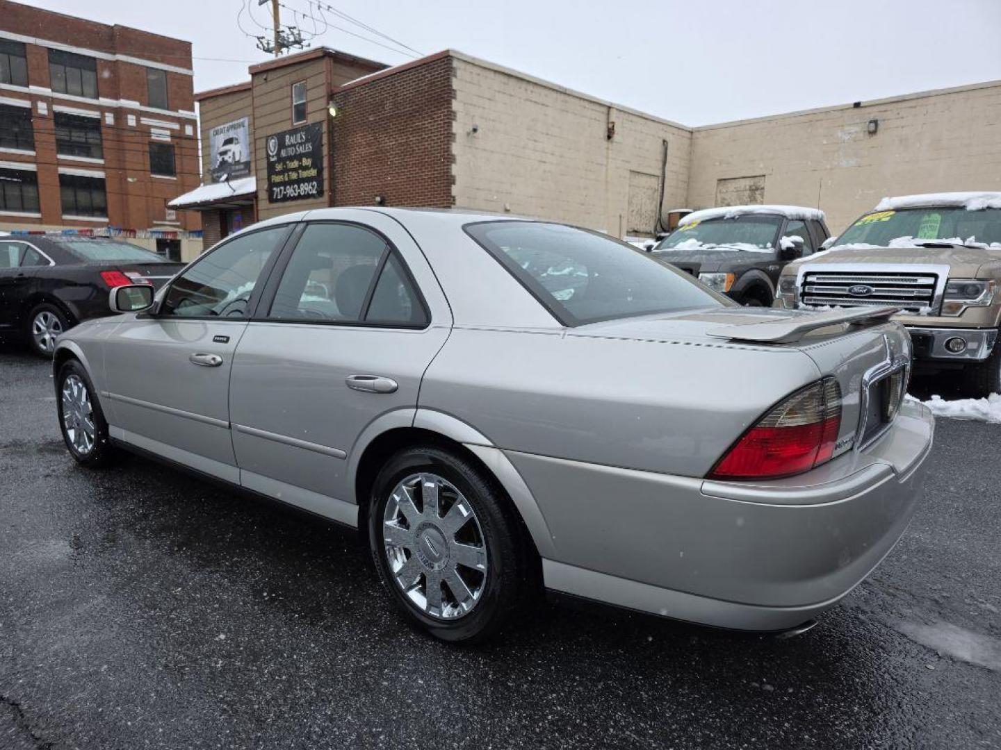 2004 SILVER LINCOLN LS SPORT (1LNHM87A04Y) with an 3.9L engine, Automatic transmission, located at 117 North Cameron Street, Harrisburg, PA, 17101, (717) 963-8962, 40.267021, -76.875351 - WE FINANCE!!! Good Credit/ Challenged Credit/ No Credit - ALL Trade-Ins Welcomed!!! APPLY ONLINE or CALL us TODAY ;) Please call us to discuss your cash and/or financing options. - Photo#2