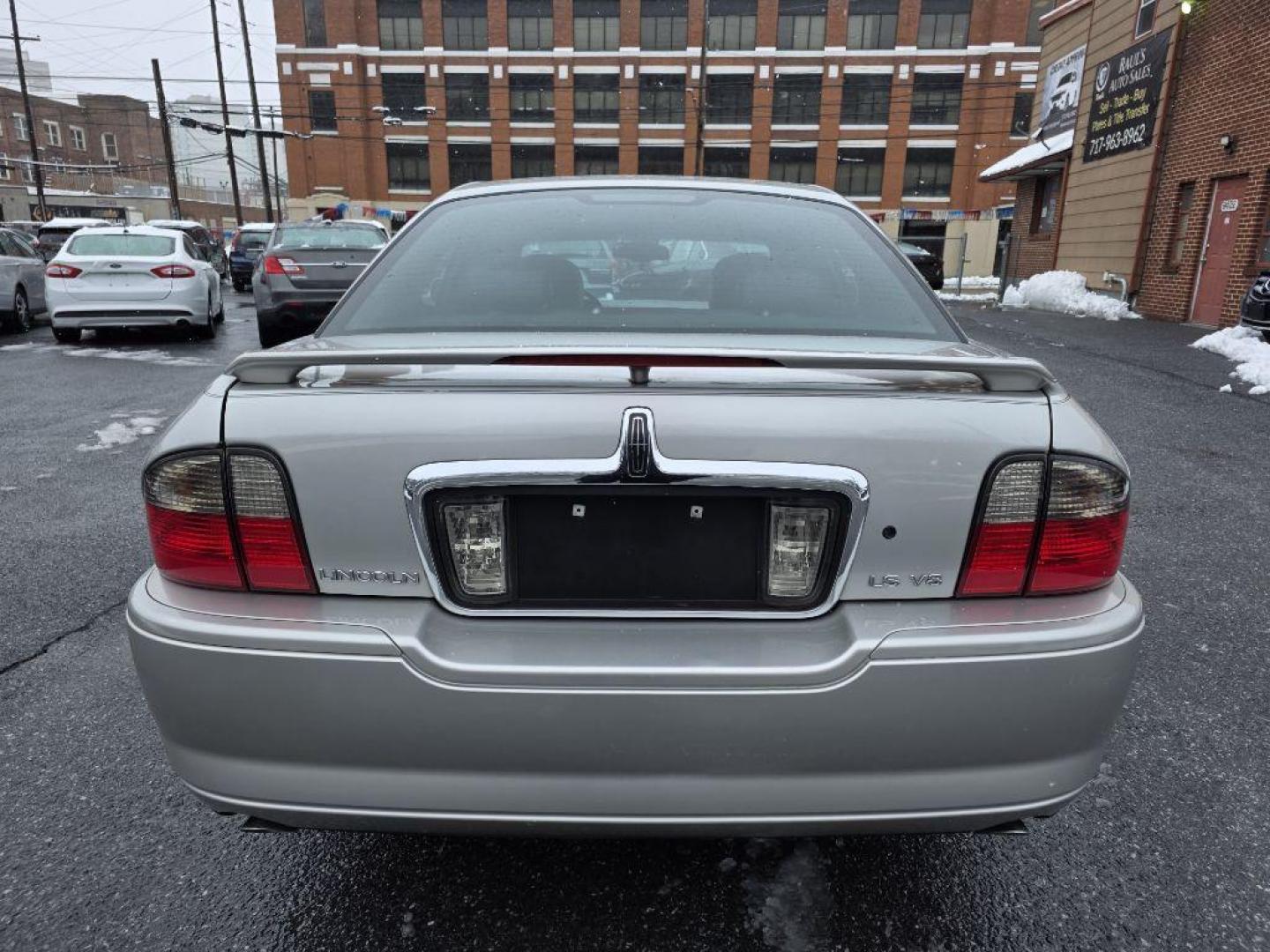 2004 SILVER LINCOLN LS SPORT (1LNHM87A04Y) with an 3.9L engine, Automatic transmission, located at 117 North Cameron Street, Harrisburg, PA, 17101, (717) 963-8962, 40.267021, -76.875351 - WE FINANCE!!! Good Credit/ Challenged Credit/ No Credit - ALL Trade-Ins Welcomed!!! APPLY ONLINE or CALL us TODAY ;) Please call us to discuss your cash and/or financing options. - Photo#3