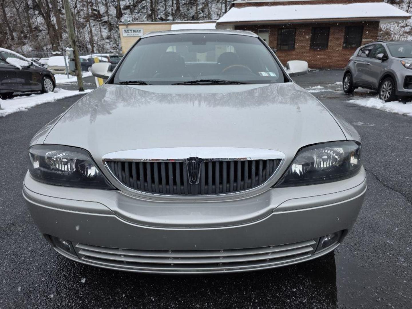 2004 SILVER LINCOLN LS SPORT (1LNHM87A04Y) with an 3.9L engine, Automatic transmission, located at 117 North Cameron Street, Harrisburg, PA, 17101, (717) 963-8962, 40.267021, -76.875351 - WE FINANCE!!! Good Credit/ Challenged Credit/ No Credit - ALL Trade-Ins Welcomed!!! APPLY ONLINE or CALL us TODAY ;) Please call us to discuss your cash and/or financing options. - Photo#7