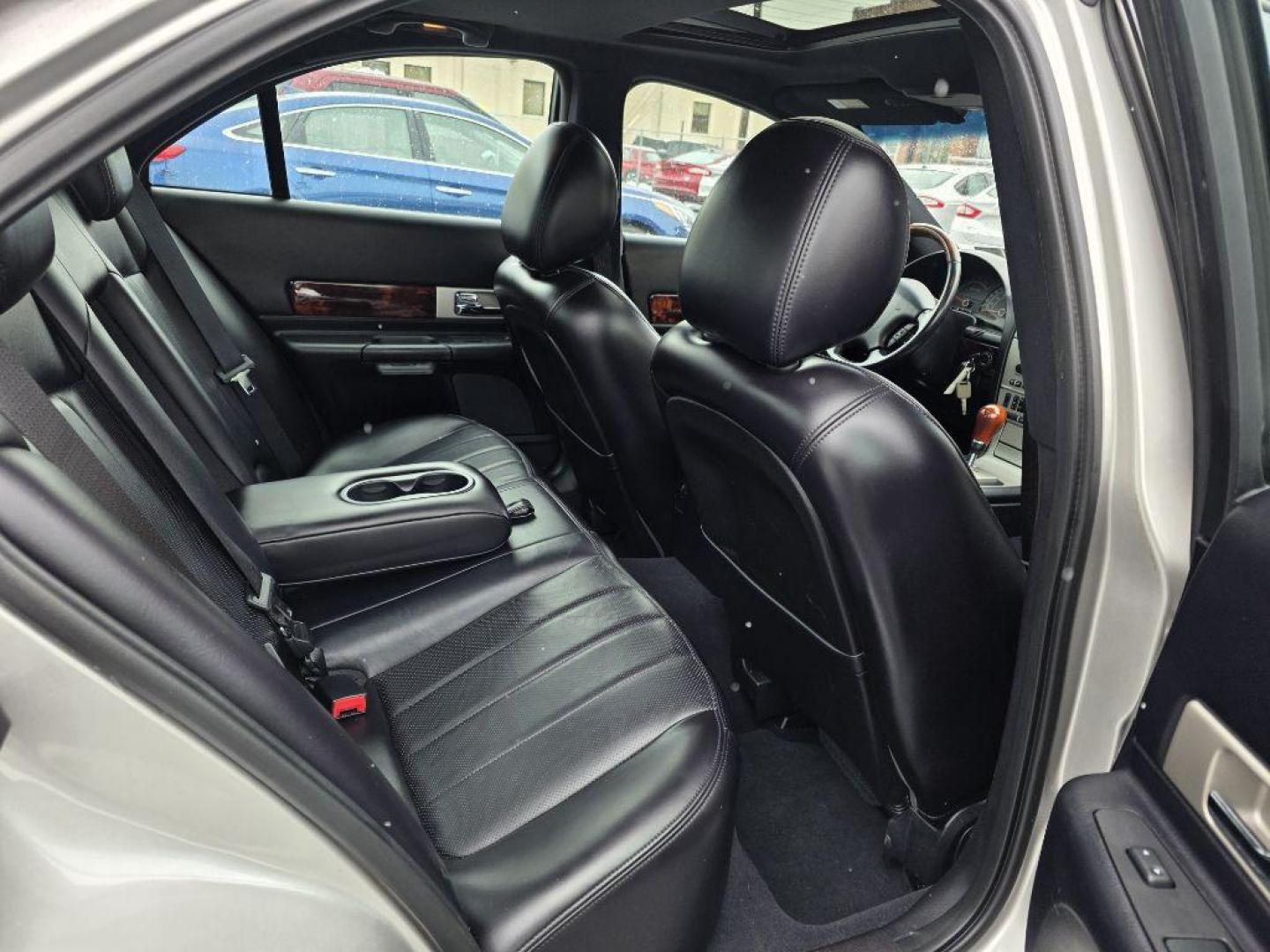 2004 SILVER LINCOLN LS SPORT (1LNHM87A04Y) with an 3.9L engine, Automatic transmission, located at 117 North Cameron Street, Harrisburg, PA, 17101, (717) 963-8962, 40.267021, -76.875351 - WE FINANCE!!! Good Credit/ Challenged Credit/ No Credit - ALL Trade-Ins Welcomed!!! APPLY ONLINE or CALL us TODAY ;) Please call us to discuss your cash and/or financing options. - Photo#10