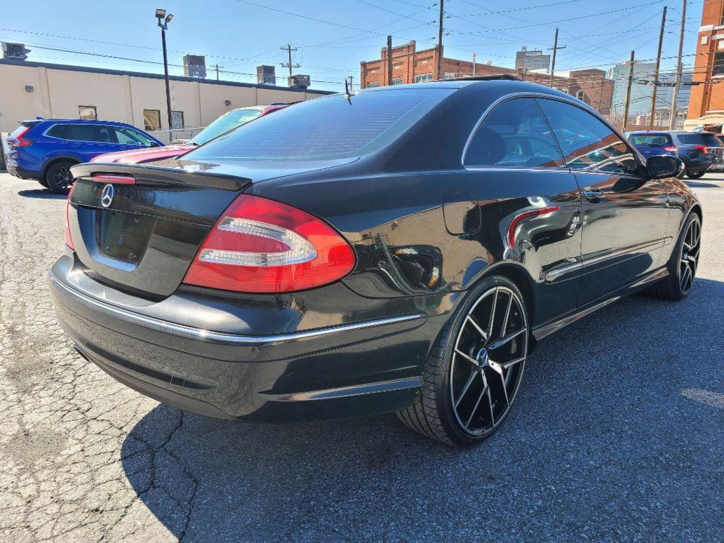 2004 BLACK MERCEDES-BENZ CLK 500 (WDBTJ75JX4F) with an 5.0L engine, Automatic transmission, located at 117 North Cameron Street, Harrisburg, PA, 17101, (717) 963-8962, 40.267021, -76.875351 - WE FINANCE!!! Good Credit/ Bad Credit/ No Credit - ALL Trade-Ins Welcomed!!! ***Guaranteed Credit Approval*** APPLY ONLINE or CALL us TODAY ;) Internet Prices and Marketplace Prices are SPECIAL discounted ***CASH DEALS*** Retail Prices are higher. Please call us to discuss your cash and finan - Photo#3