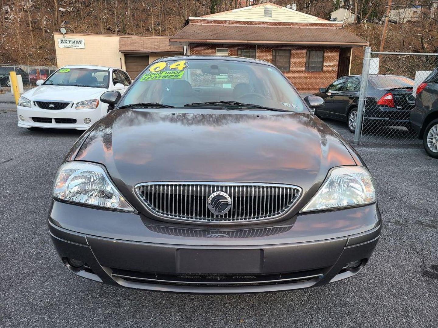 2004 GRAY MERCURY SABLE LS PREMIUM (1MEFM55S14A) with an 3.0L engine, Automatic transmission, located at 117 North Cameron Street, Harrisburg, PA, 17101, (717) 963-8962, 40.267021, -76.875351 - WE FINANCE!!! Good Credit/ Bad Credit/ No Credit - ALL Trade-Ins Welcomed!!! ***Guaranteed Credit Approval*** APPLY ONLINE or CALL us TODAY ;) Internet Prices and Marketplace Prices are SPECIAL discounted ***CASH DEALS*** Retail Prices are higher. Please call us to discuss your cash and finan - Photo#7