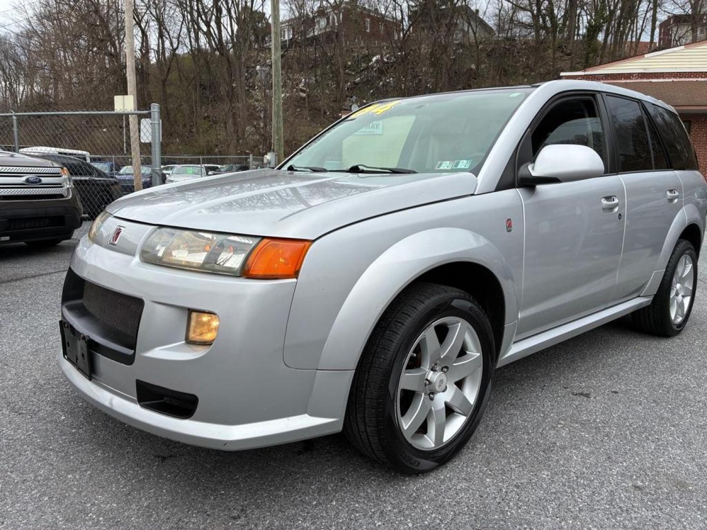 2004 SILVER SATURN VUE SUV (5GZCZ53404S) with an 3.5L engine, Automatic transmission, located at 117 North Cameron Street, Harrisburg, PA, 17101, (717) 963-8962, 40.267021, -76.875351 - WE FINANCE!!! Good Credit/ Challenged Credit/ No Credit - ALL Trade-Ins Welcomed!!! APPLY ONLINE or CALL us TODAY ;) Please call us to discuss your cash and/or financing options. - Photo#0