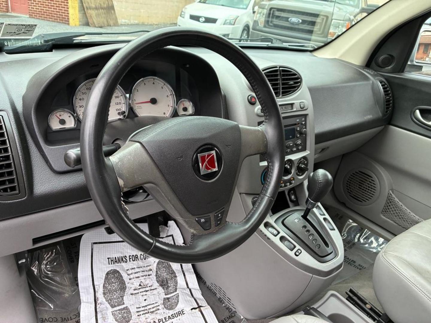 2004 SILVER SATURN VUE SUV (5GZCZ53404S) with an 3.5L engine, Automatic transmission, located at 117 North Cameron Street, Harrisburg, PA, 17101, (717) 963-8962, 40.267021, -76.875351 - WE FINANCE!!! Good Credit/ Challenged Credit/ No Credit - ALL Trade-Ins Welcomed!!! APPLY ONLINE or CALL us TODAY ;) Please call us to discuss your cash and/or financing options. - Photo#14