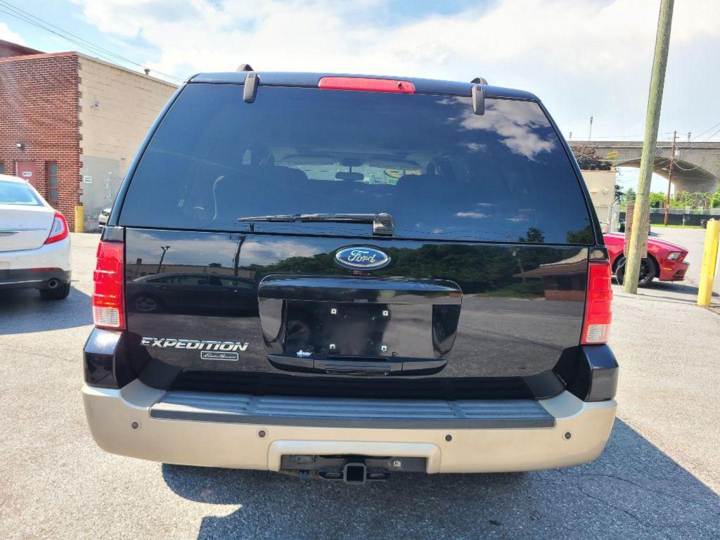 2005 BLACK FORD EXPEDITION EDDIE BAUER (1FMFU18545L) with an 5.4L engine, Automatic transmission, located at 117 North Cameron Street, Harrisburg, PA, 17101, (717) 963-8962, 40.267021, -76.875351 - WE FINANCE!!! Good Credit/ Bad Credit/ No Credit - ALL Trade-Ins Welcomed!!! ***Guaranteed Credit Approval*** APPLY ONLINE or CALL us TODAY ;) Internet Prices and Marketplace Prices are SPECIAL discounted ***CASH DEALS*** Retail Prices are higher. Please call us to discuss your cash and finan - Photo#1