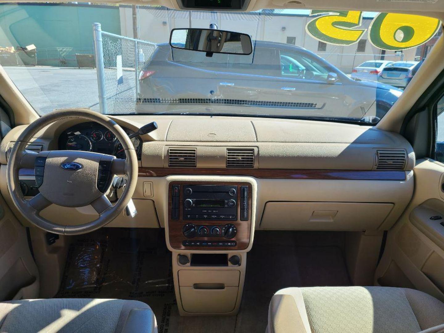2005 GREEN FORD FREESTAR SEL (2FMZA52295B) with an 4.2L engine, Automatic transmission, located at 117 North Cameron Street, Harrisburg, PA, 17101, (717) 963-8962, 40.267021, -76.875351 - WE FINANCE!!! Good Credit/ Bad Credit/ No Credit - ALL Trade-Ins Welcomed!!! ***Guaranteed Credit Approval*** APPLY ONLINE or CALL us TODAY ;) Internet Prices and Marketplace Prices are SPECIAL discounted ***CASH DEALS*** Retail Prices are higher. Please call us to discuss your cash and finan - Photo#9