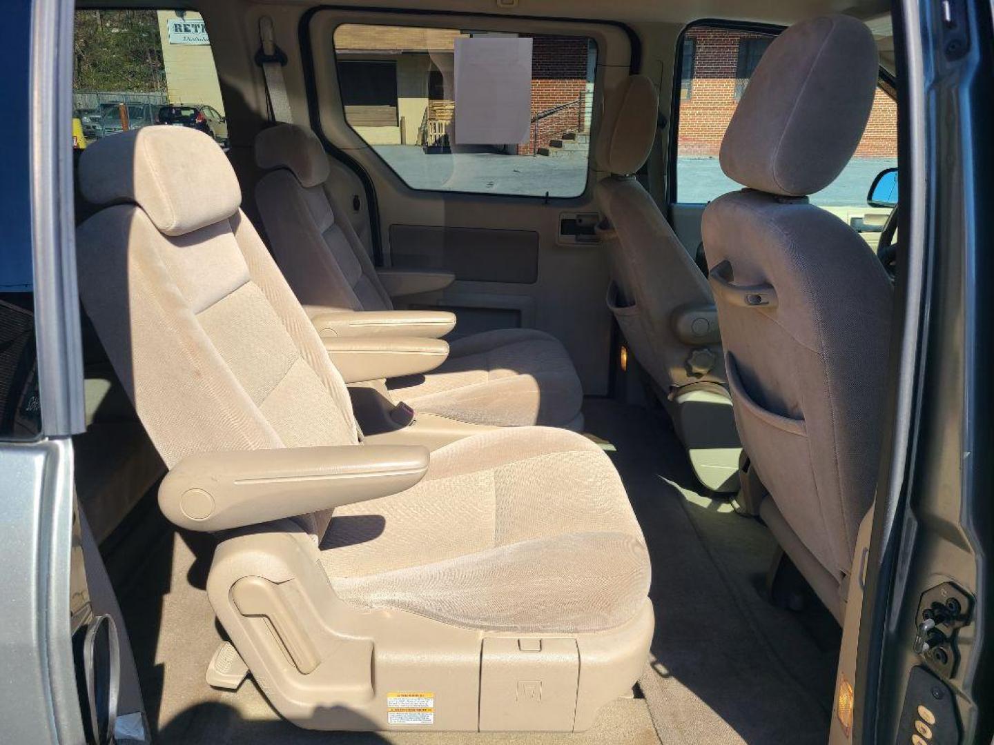 2005 GREEN FORD FREESTAR SEL (2FMZA52295B) with an 4.2L engine, Automatic transmission, located at 117 North Cameron Street, Harrisburg, PA, 17101, (717) 963-8962, 40.267021, -76.875351 - WE FINANCE!!! Good Credit/ Bad Credit/ No Credit - ALL Trade-Ins Welcomed!!! ***Guaranteed Credit Approval*** APPLY ONLINE or CALL us TODAY ;) Internet Prices and Marketplace Prices are SPECIAL discounted ***CASH DEALS*** Retail Prices are higher. Please call us to discuss your cash and finan - Photo#10