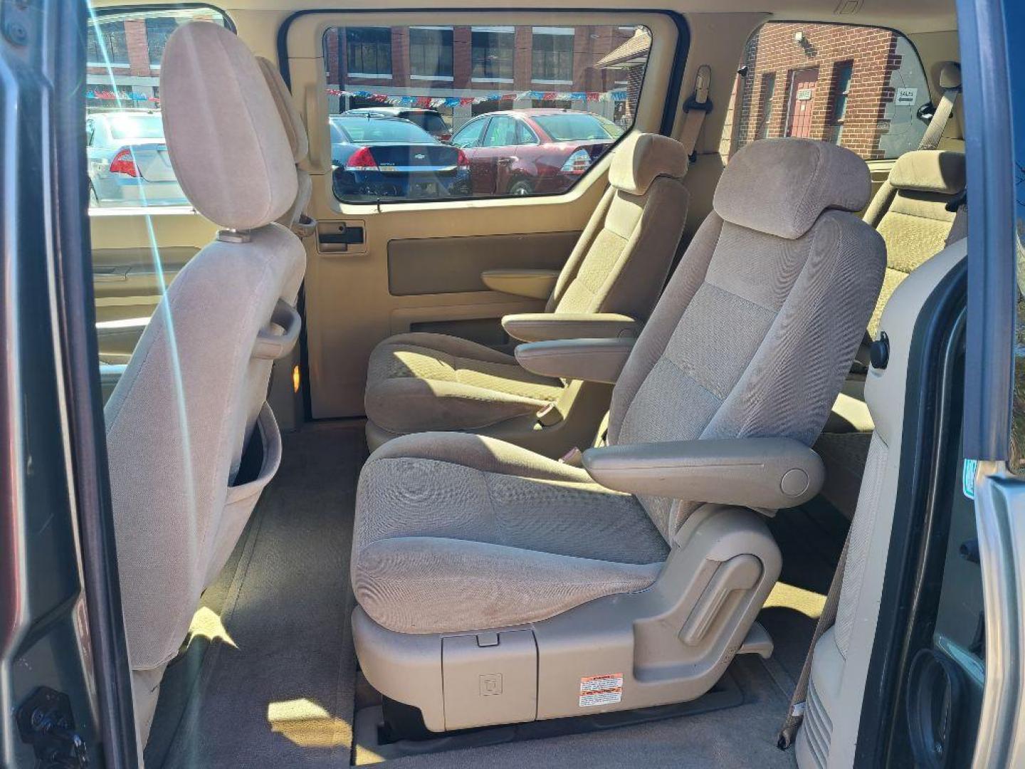 2005 GREEN FORD FREESTAR SEL (2FMZA52295B) with an 4.2L engine, Automatic transmission, located at 117 North Cameron Street, Harrisburg, PA, 17101, (717) 963-8962, 40.267021, -76.875351 - WE FINANCE!!! Good Credit/ Bad Credit/ No Credit - ALL Trade-Ins Welcomed!!! ***Guaranteed Credit Approval*** APPLY ONLINE or CALL us TODAY ;) Internet Prices and Marketplace Prices are SPECIAL discounted ***CASH DEALS*** Retail Prices are higher. Please call us to discuss your cash and finan - Photo#13