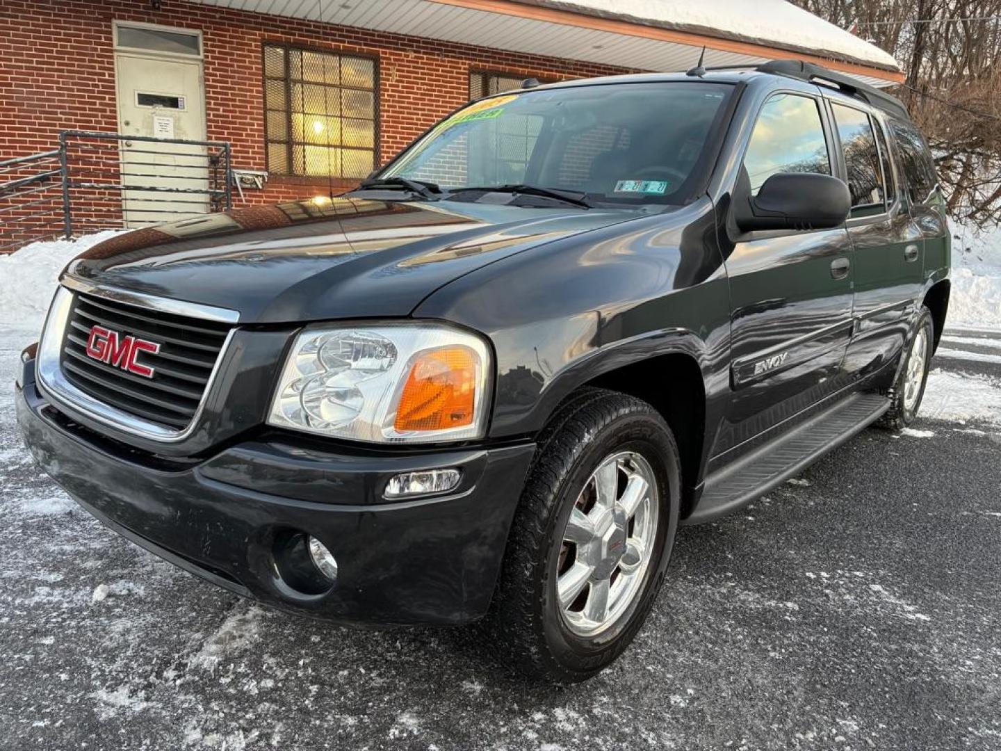 2005 BLACK GMC ENVOY XL SLE (1GKET16S056) with an 4.2L engine, Automatic transmission, located at 117 North Cameron Street, Harrisburg, PA, 17101, (717) 963-8962, 40.267021, -76.875351 - WE FINANCE!!! Good Credit/ Bad Credit/ No Credit - ALL Trade-Ins Welcomed!!! ***Guaranteed Credit Approval*** APPLY ONLINE or CALL us TODAY ;) Please call us to discuss your cash and financing options. - Photo#0