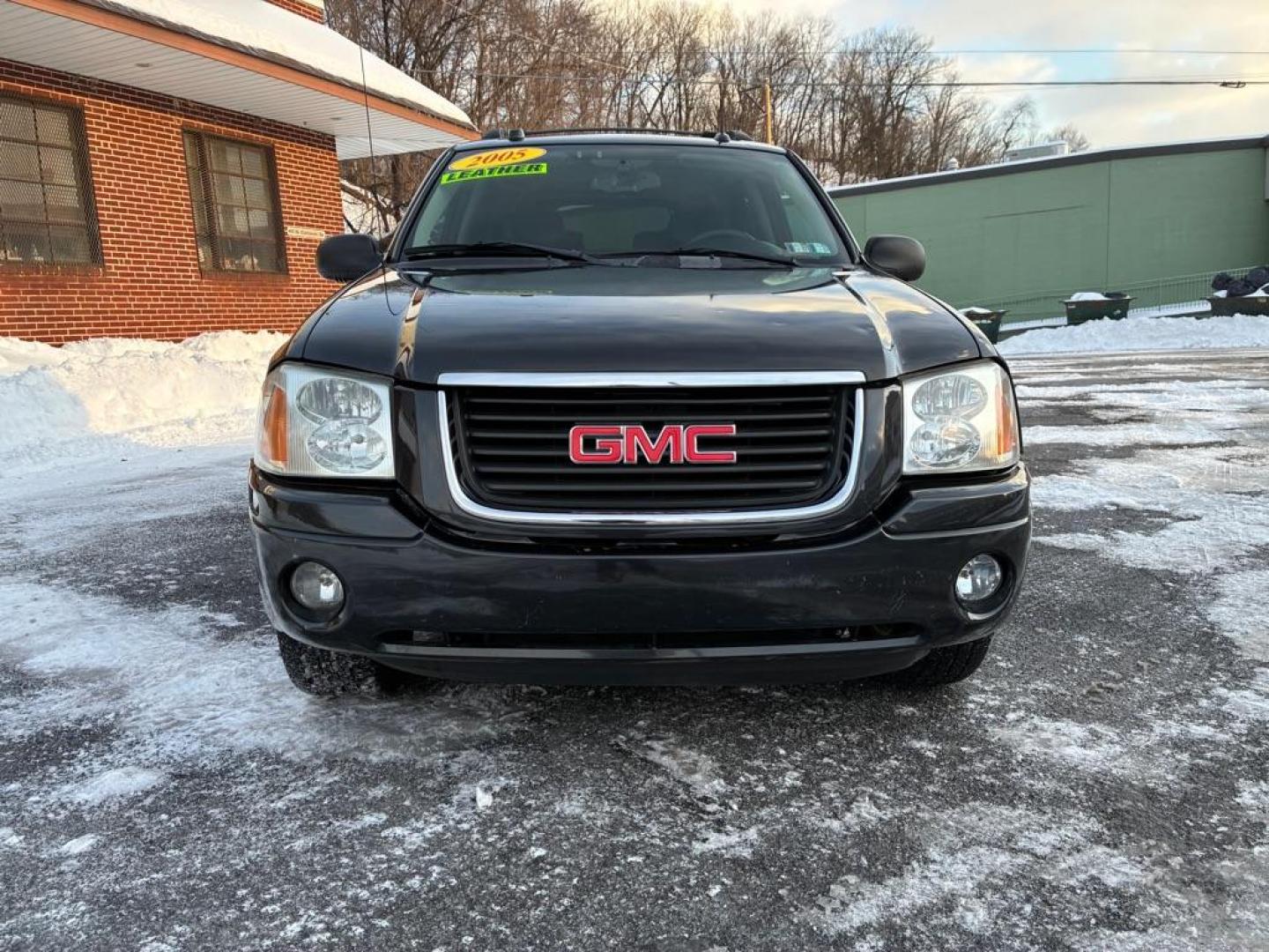 2005 BLACK GMC ENVOY XL SLE (1GKET16S056) with an 4.2L engine, Automatic transmission, located at 117 North Cameron Street, Harrisburg, PA, 17101, (717) 963-8962, 40.267021, -76.875351 - WE FINANCE!!! Good Credit/ Bad Credit/ No Credit - ALL Trade-Ins Welcomed!!! ***Guaranteed Credit Approval*** APPLY ONLINE or CALL us TODAY ;) Please call us to discuss your cash and financing options. - Photo#8