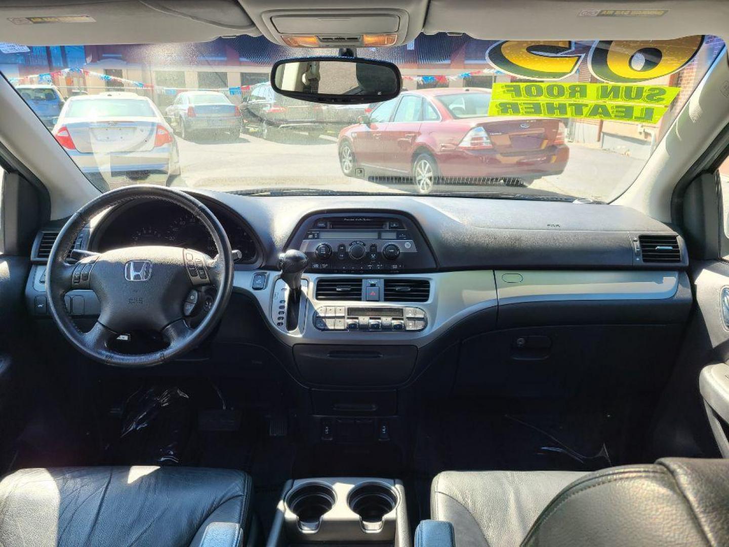2005 SILVER HONDA ODYSSEY TOURING (5FNRL38865B) with an 3.5L engine, Automatic transmission, located at 117 North Cameron Street, Harrisburg, PA, 17101, (717) 963-8962, 40.267021, -76.875351 - WE FINANCE!!! Good Credit/ Bad Credit/ No Credit - ALL Trade-Ins Welcomed!!! ***Guaranteed Credit Approval*** APPLY ONLINE or CALL us TODAY ;) Internet Prices and Marketplace Prices are SPECIAL discounted ***CASH DEALS*** Retail Prices are higher. Please call us to discuss your cash and finan - Photo#11