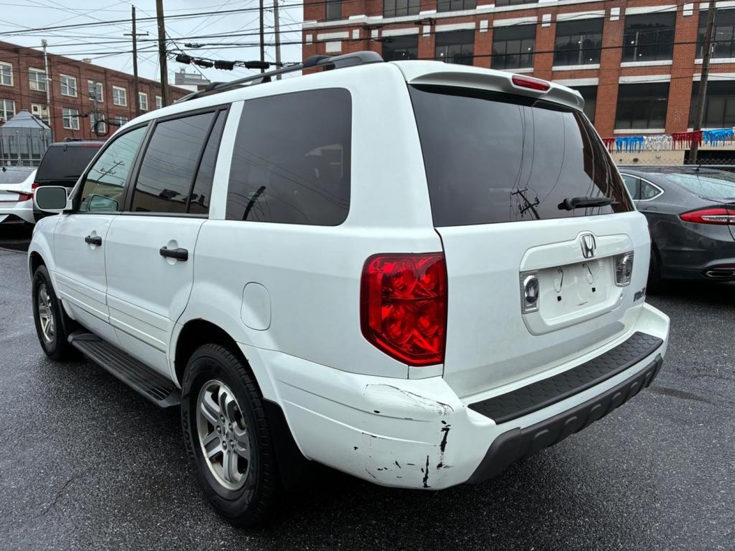 2005 WHITE HONDA PILOT EXL (5FNYF18515B) with an 3.5L engine, Automatic transmission, located at 117 North Cameron Street, Harrisburg, PA, 17101, (717) 963-8962, 40.267021, -76.875351 - WE FINANCE!!! MOST vehicles are available for financing. Good Credit/ Challenged Credit/ No Credit - ALL Trade-Ins Welcomed!!! APPLY ONLINE or CALL us TODAY Please call us to discuss your cash and/or financing options. Thanks for checking our inventory! We're here to help. - Photo#2