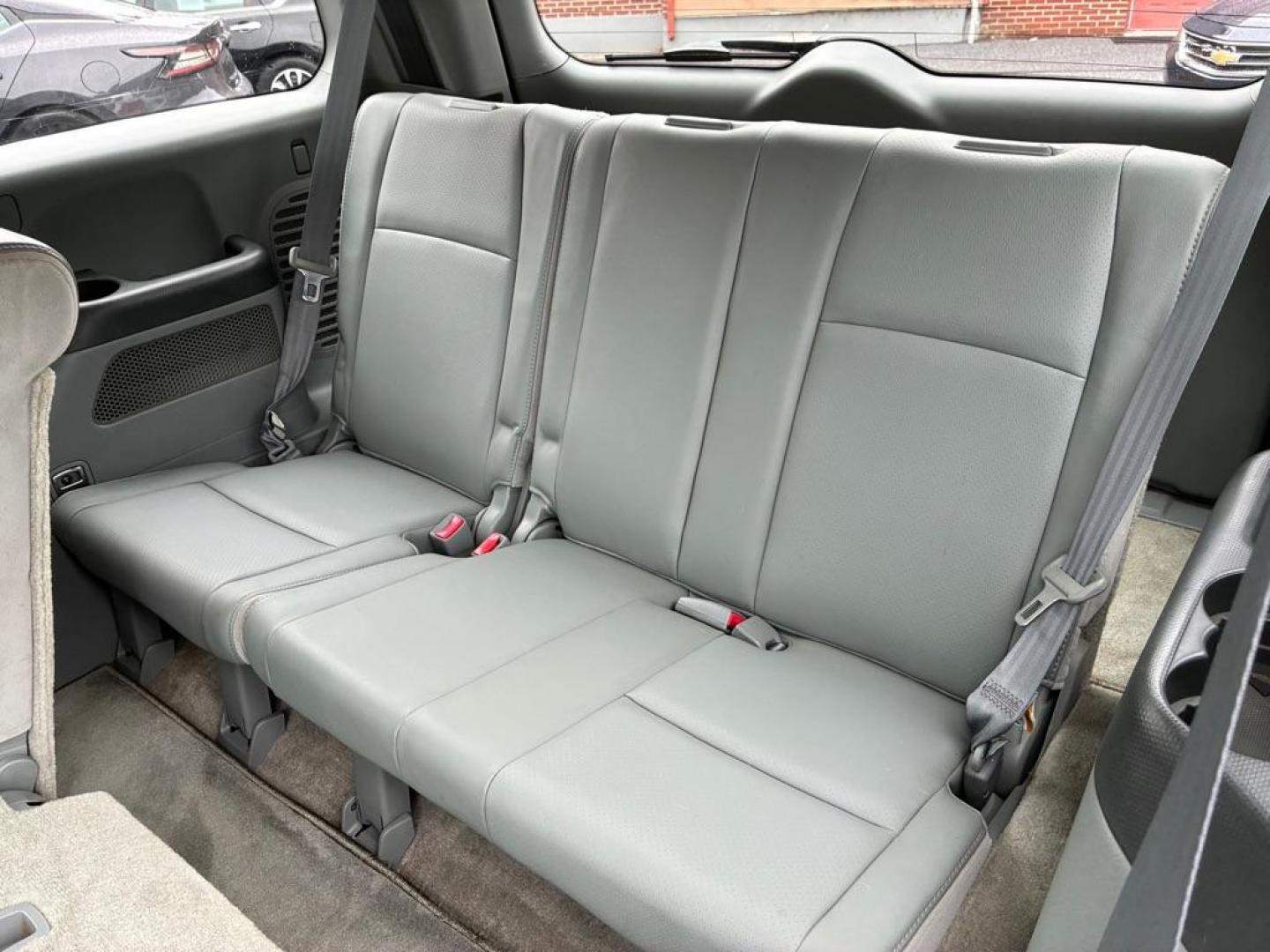 2005 WHITE HONDA PILOT EXL (5FNYF18515B) with an 3.5L engine, Automatic transmission, located at 117 North Cameron Street, Harrisburg, PA, 17101, (717) 963-8962, 40.267021, -76.875351 - WE FINANCE!!! MOST vehicles are available for financing. Good Credit/ Challenged Credit/ No Credit - ALL Trade-Ins Welcomed!!! APPLY ONLINE or CALL us TODAY Please call us to discuss your cash and/or financing options. Thanks for checking our inventory! We're here to help. - Photo#11