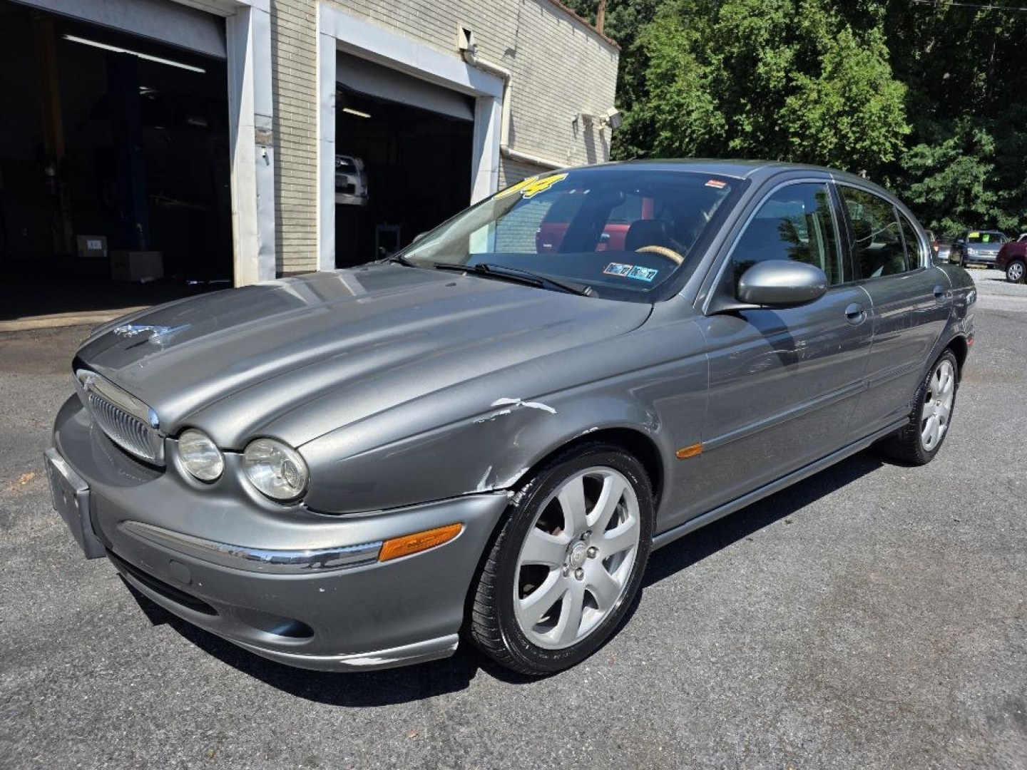 2005 GREY JAGUAR X-TYPE 3.0 (SAJWA51C65W) with an 3.0L engine, Automatic transmission, located at 131 N Cameron st, Harrisburg, PA, 17101, (717) 561-2926, 40.267086, -76.875374 - $1600 CASH DEAL, RUNS AND DRIVES. TRADE IN SPECIAL. INSPECTED TIL 12/26 AS-IS- Photo#0