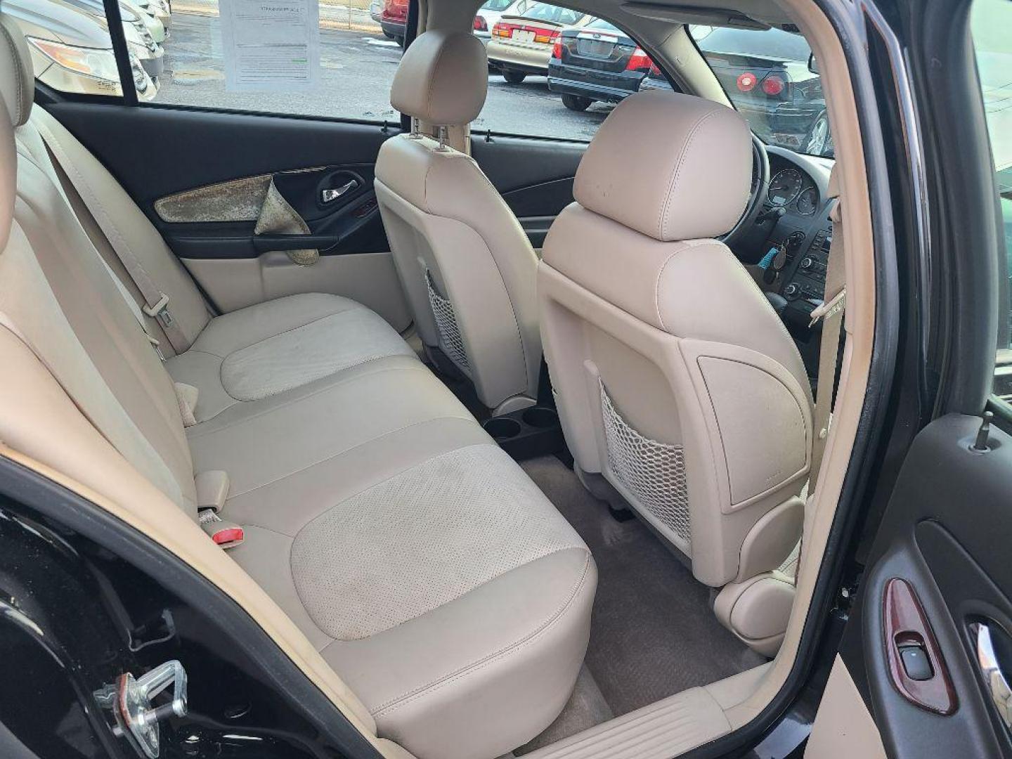2006 BLACK CHEVROLET MALIBU LTZ (1G1ZU53846F) with an 3.5L engine, Automatic transmission, located at 117 North Cameron Street, Harrisburg, PA, 17101, (717) 963-8962, 40.267021, -76.875351 - WE FINANCE!!! Good Credit/ Bad Credit/ No Credit - ALL Trade-Ins Welcomed!!! ***Guaranteed Credit Approval*** APPLY ONLINE or CALL us TODAY ;) Internet Prices and Marketplace Prices are SPECIAL discounted ***CASH DEALS*** Retail Prices are higher. Please call us to discuss your cash and finan - Photo#12