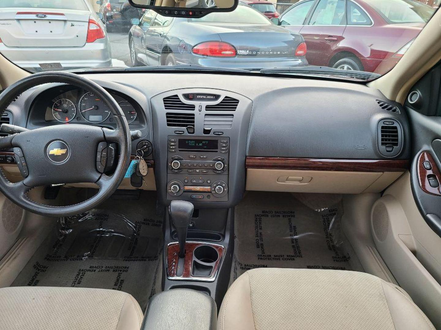 2006 BLACK CHEVROLET MALIBU LTZ (1G1ZU53846F) with an 3.5L engine, Automatic transmission, located at 117 North Cameron Street, Harrisburg, PA, 17101, (717) 963-8962, 40.267021, -76.875351 - WE FINANCE!!! Good Credit/ Bad Credit/ No Credit - ALL Trade-Ins Welcomed!!! ***Guaranteed Credit Approval*** APPLY ONLINE or CALL us TODAY ;) Internet Prices and Marketplace Prices are SPECIAL discounted ***CASH DEALS*** Retail Prices are higher. Please call us to discuss your cash and finan - Photo#13