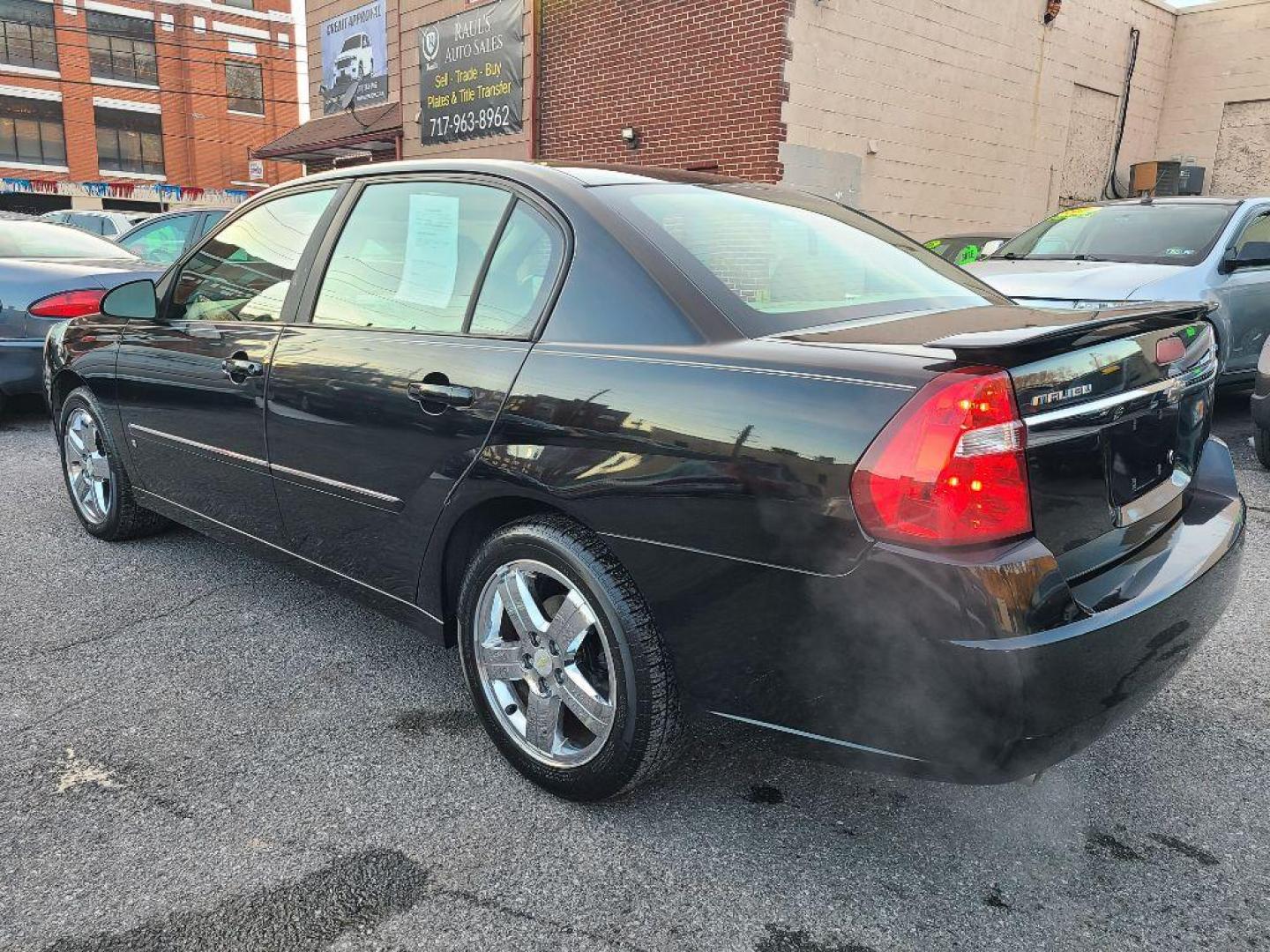 2006 BLACK CHEVROLET MALIBU LTZ (1G1ZU53846F) with an 3.5L engine, Automatic transmission, located at 117 North Cameron Street, Harrisburg, PA, 17101, (717) 963-8962, 40.267021, -76.875351 - WE FINANCE!!! Good Credit/ Bad Credit/ No Credit - ALL Trade-Ins Welcomed!!! ***Guaranteed Credit Approval*** APPLY ONLINE or CALL us TODAY ;) Internet Prices and Marketplace Prices are SPECIAL discounted ***CASH DEALS*** Retail Prices are higher. Please call us to discuss your cash and finan - Photo#2