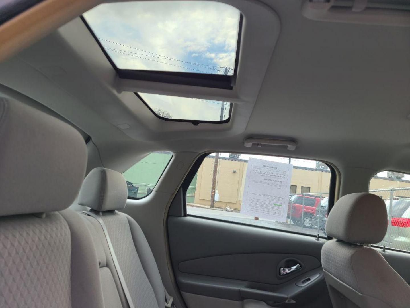 2006 SILVER CHEVROLET MALIBU MAXX LT (1G1ZT61836F) with an 3.5L engine, Automatic transmission, located at 117 North Cameron Street, Harrisburg, PA, 17101, (717) 963-8962, 40.267021, -76.875351 - Photo#8
