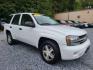 2006 WHITE CHEVROLET TRAILBLAZER LS (1GNDT13S162) with an 4.2L engine, Automatic transmission, located at 117 North Cameron Street, Harrisburg, PA, 17101, (717) 963-8962, 40.267021, -76.875351 - WE FINANCE!!! Good Credit/ Bad Credit/ No Credit - ALL Trade-Ins Welcomed!!! ***Guaranteed Credit Approval*** APPLY ONLINE or CALL us TODAY ;) Please call us to discuss your cash and financing options. - Photo#6